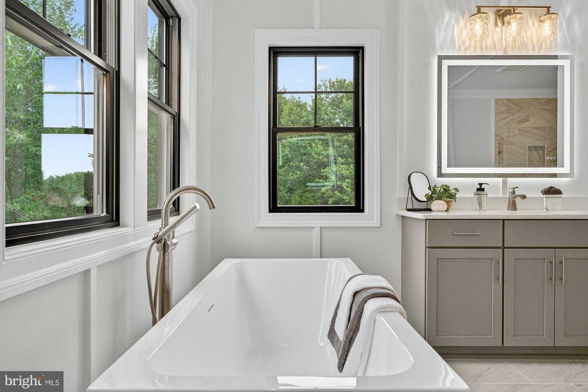 613 Blackstone Ter NW photo 72