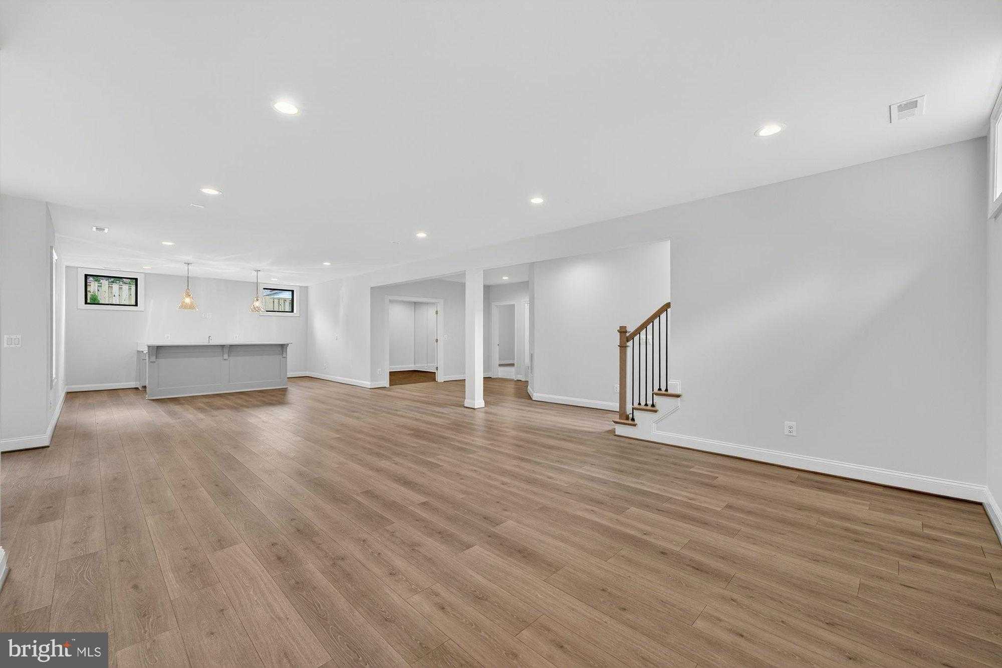 613 Blackstone Ter NW photo 89