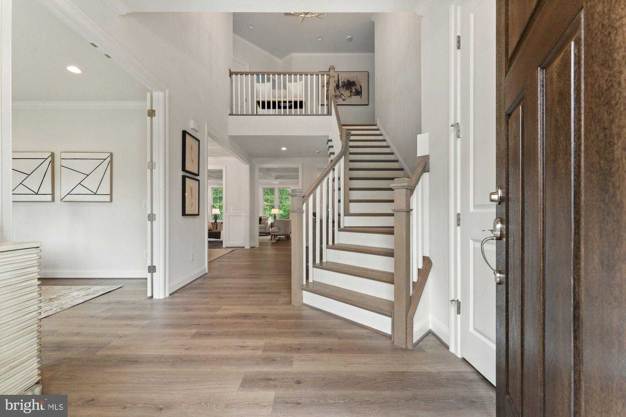 420 Holmes Dr NW photo 2