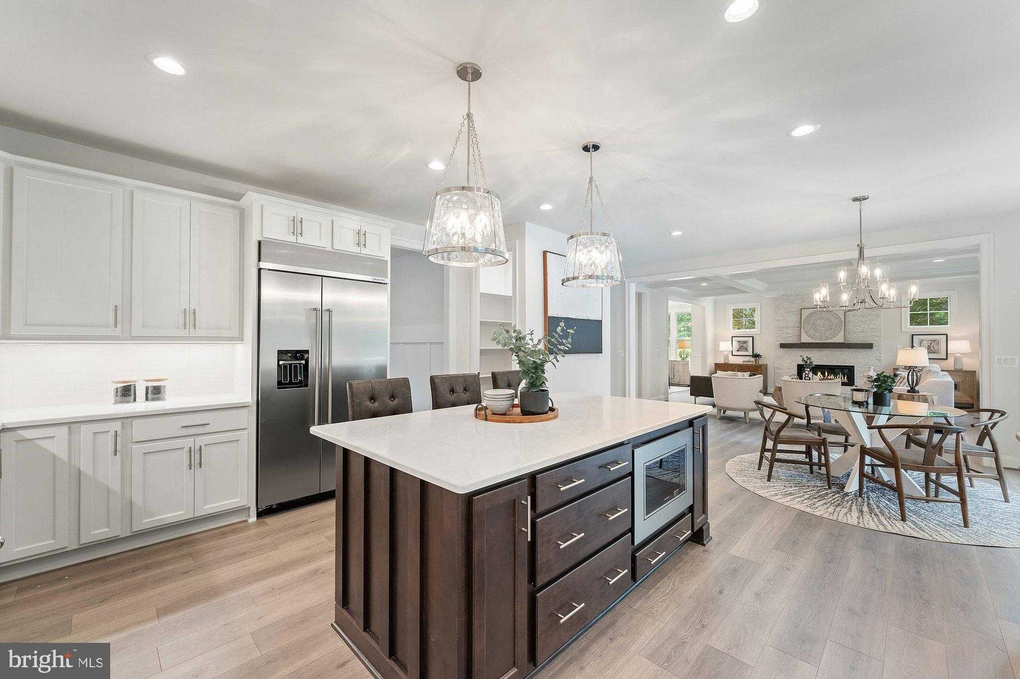 420 Holmes Dr NW photo 9