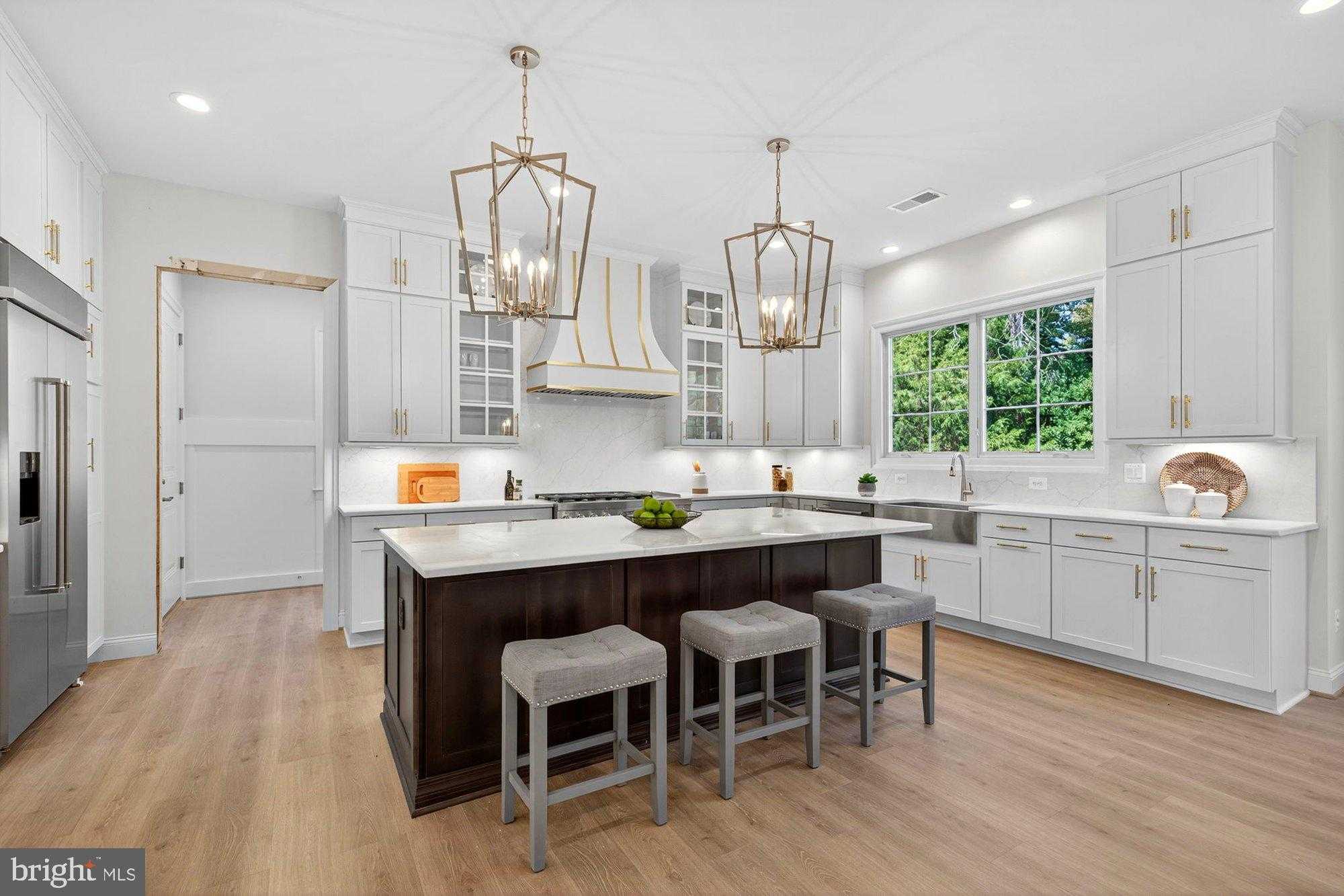 8902 Higdon Dr photo 21