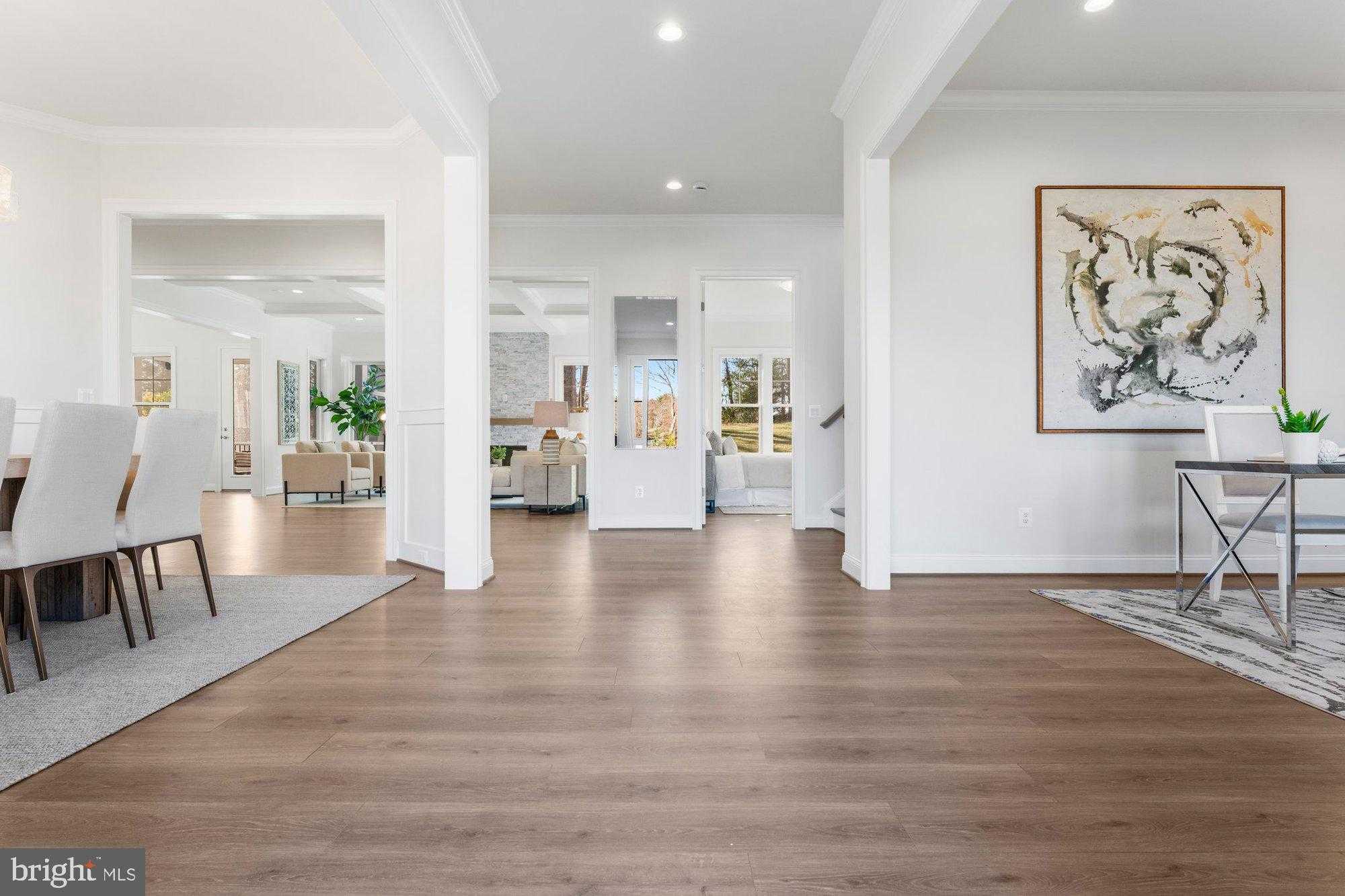 9928 Woodrow St photo 2