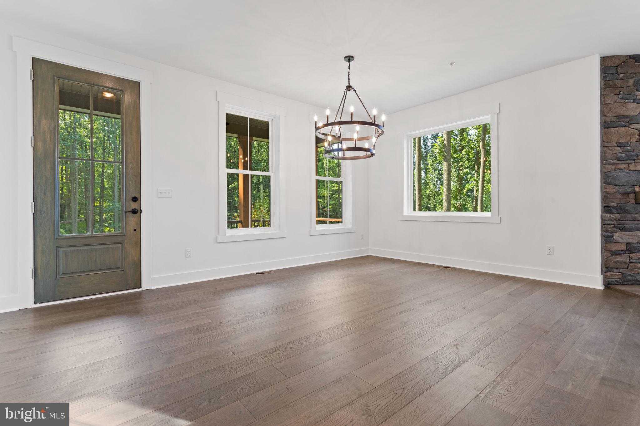 1401 Shannon Dr S photo 12