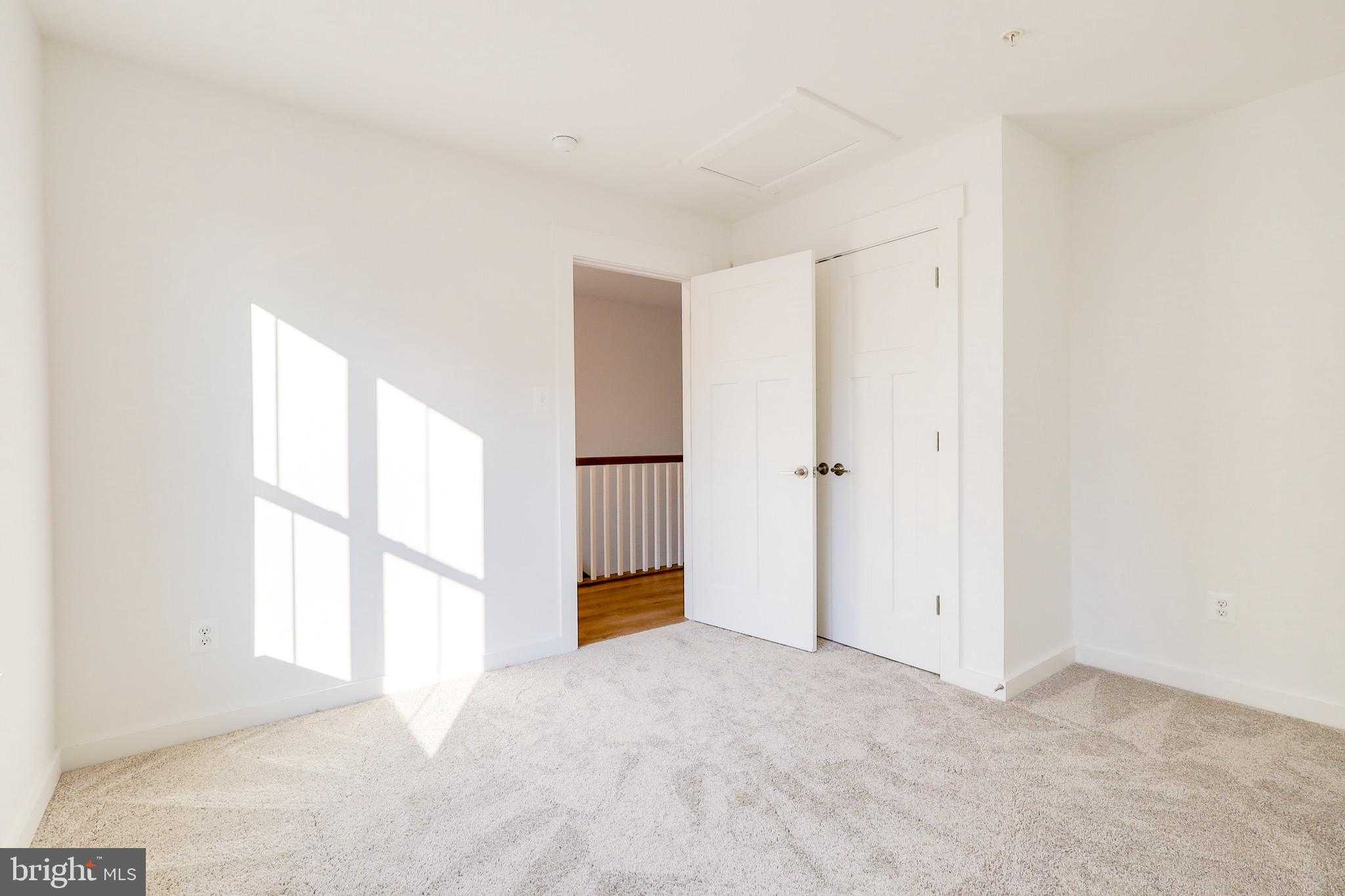 1401 Shannon Dr S photo 33