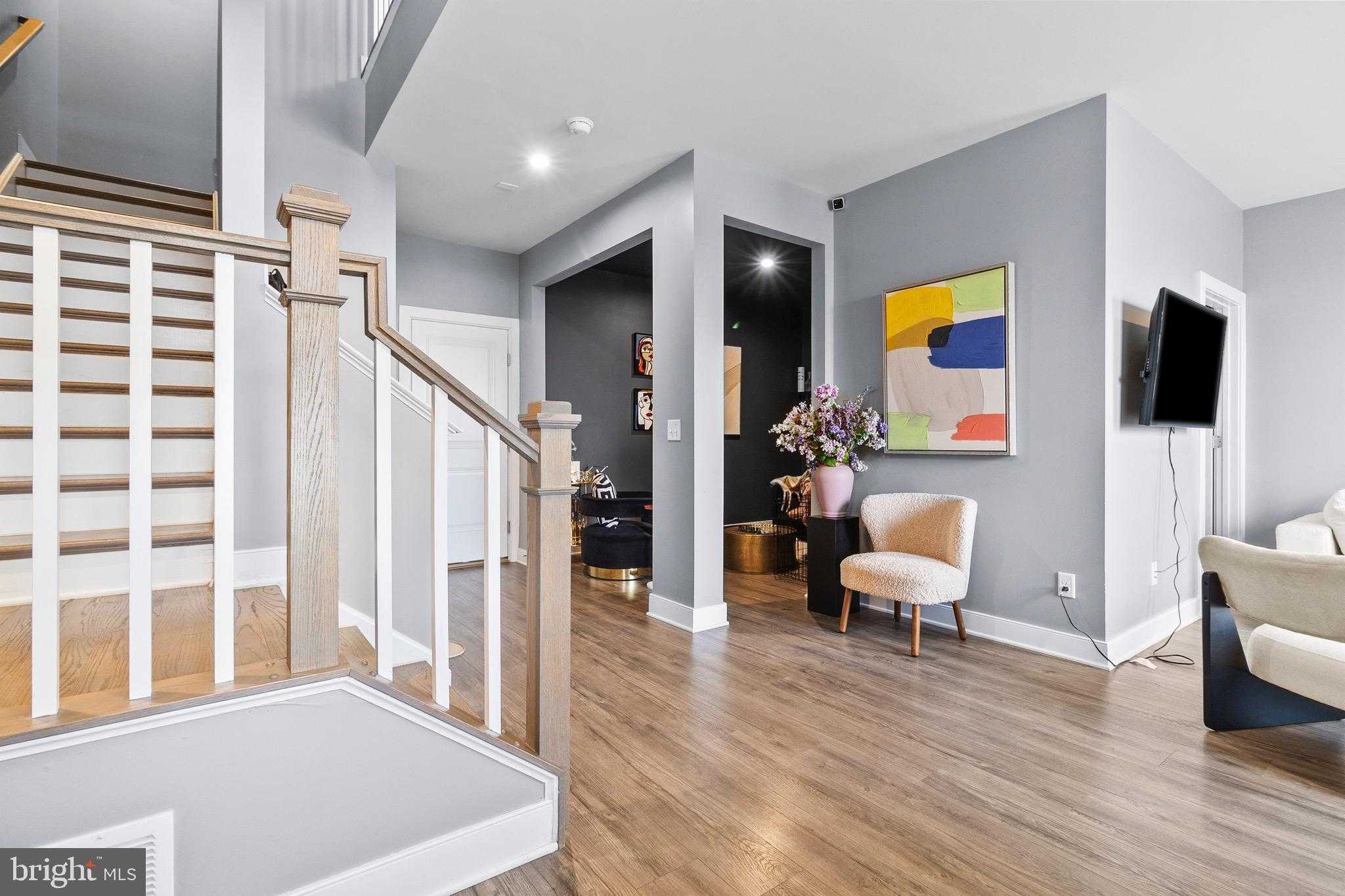 1672 Sandpiper Bay Loop photo 3