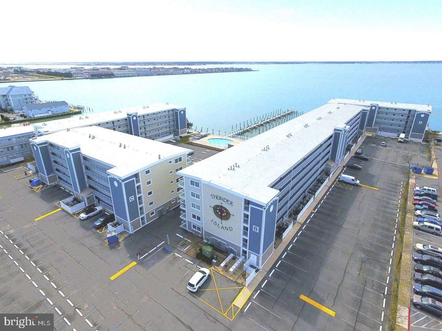 107 Convention Center Dr photo 38