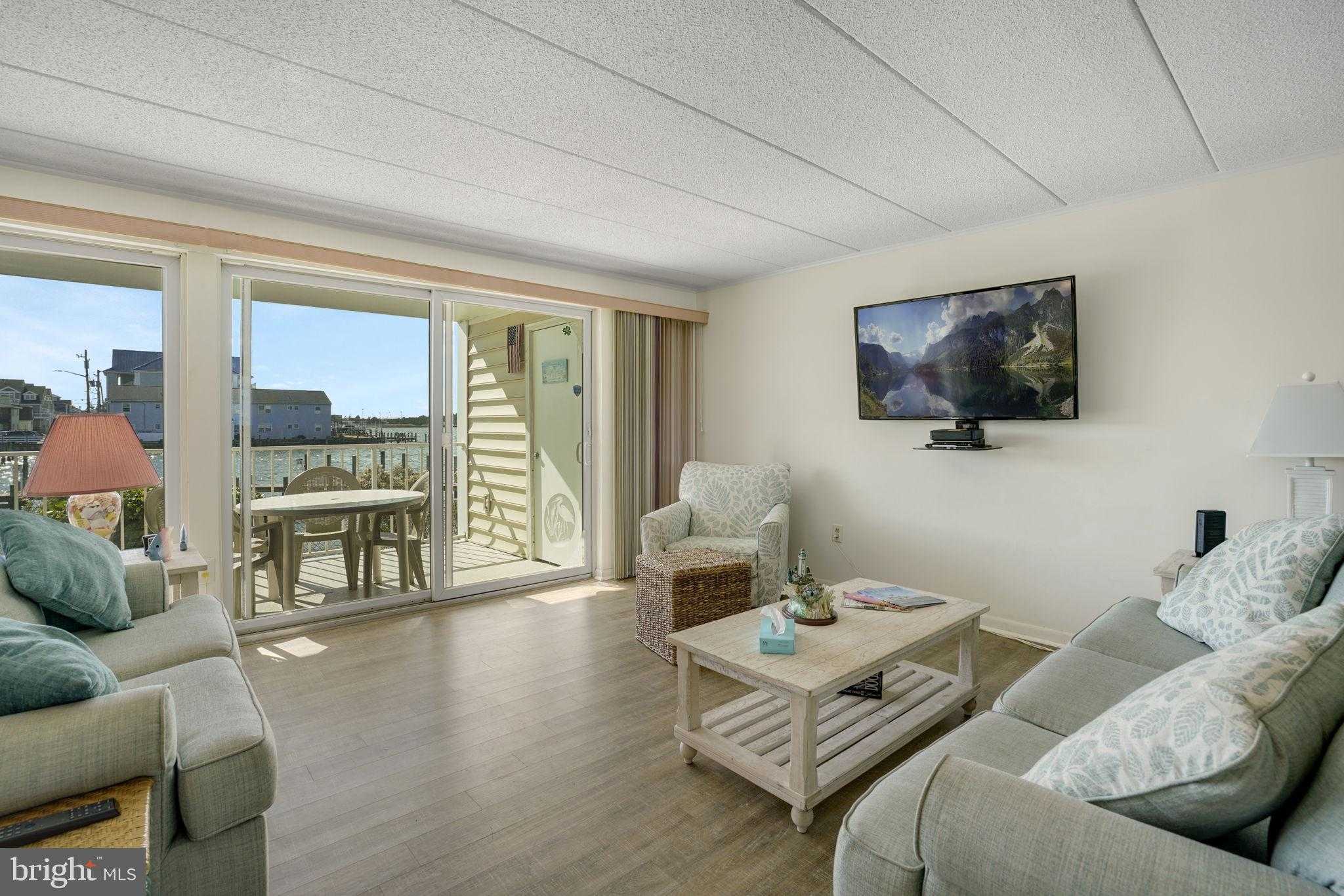 107 Convention Center Dr photo 4