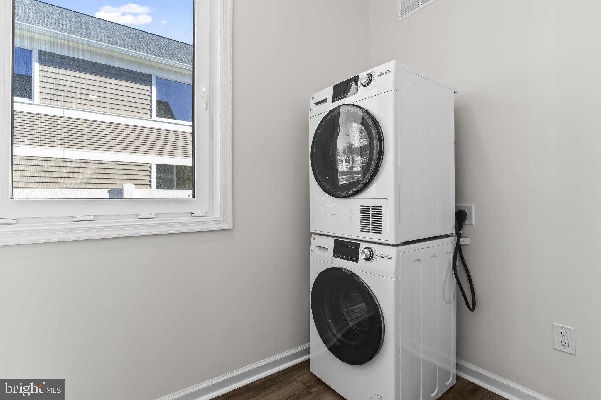 723 60th Pl photo 22