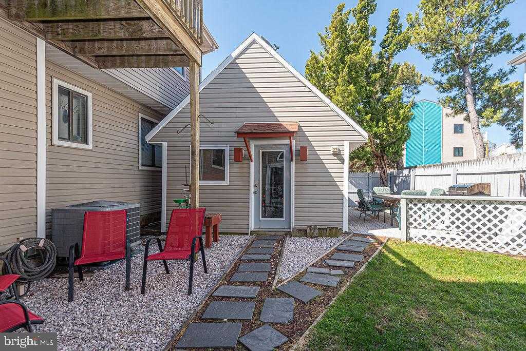 148 Jamestown Rd photo 16