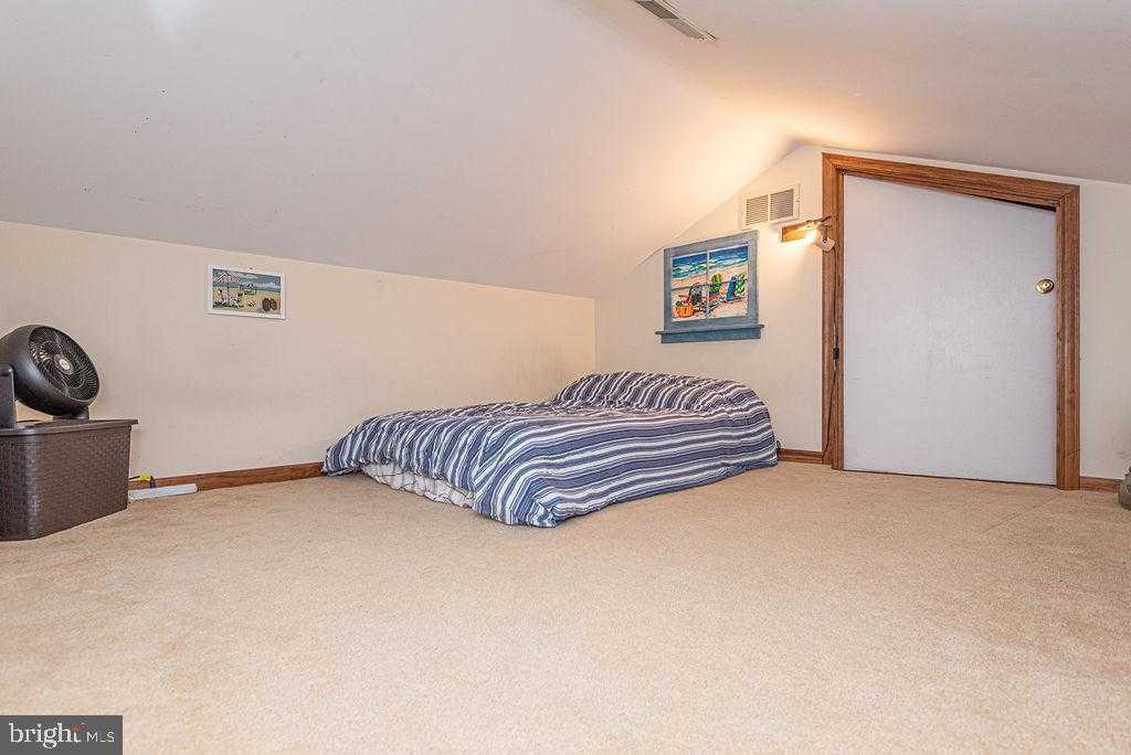 148 Jamestown Rd photo 33