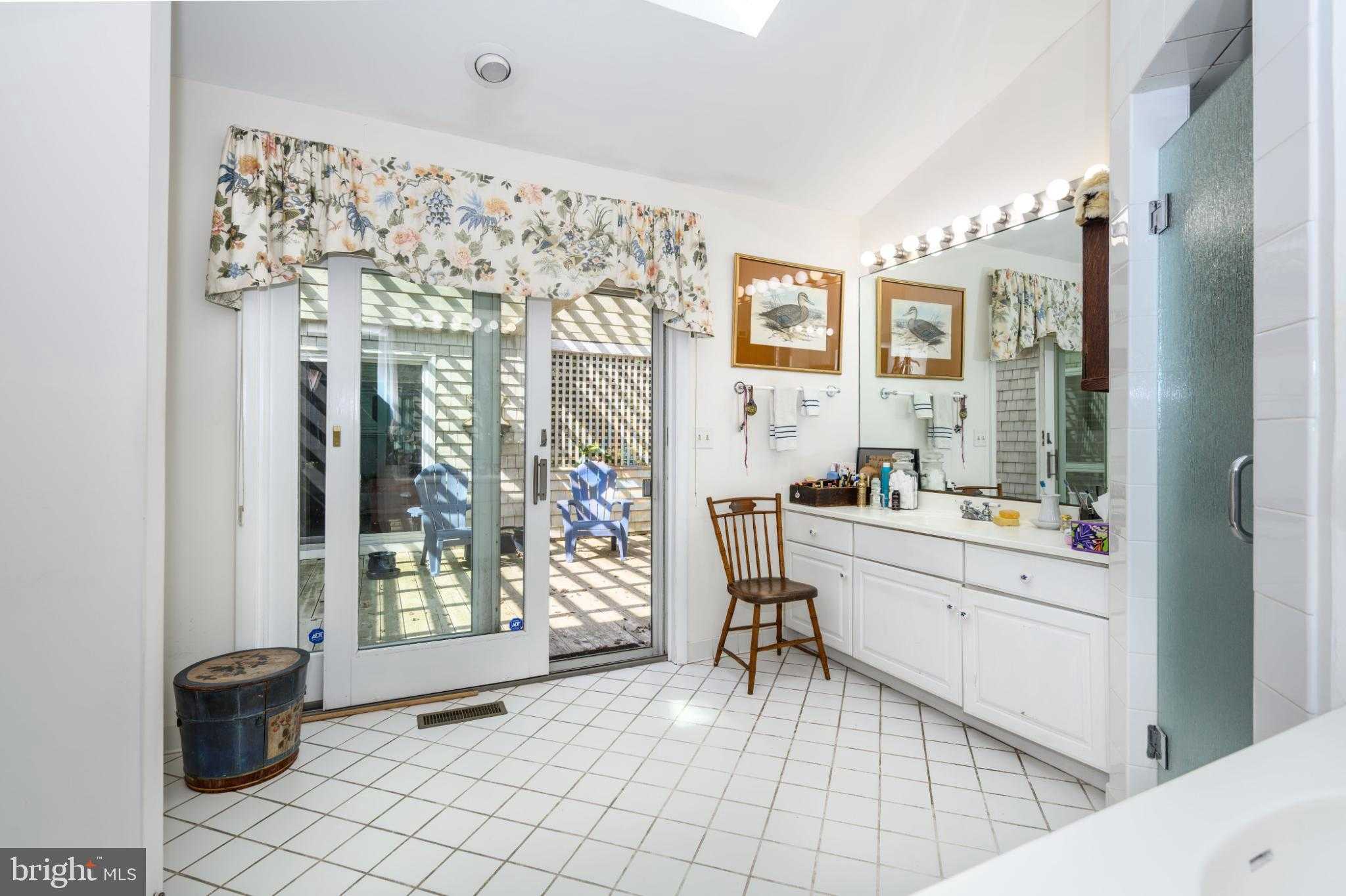 24390 Oakwood Park Rd photo 36