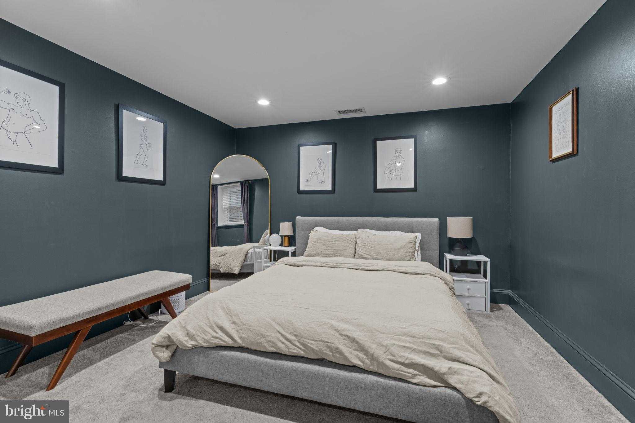 1714 Wallace St Apt 2 photo 18