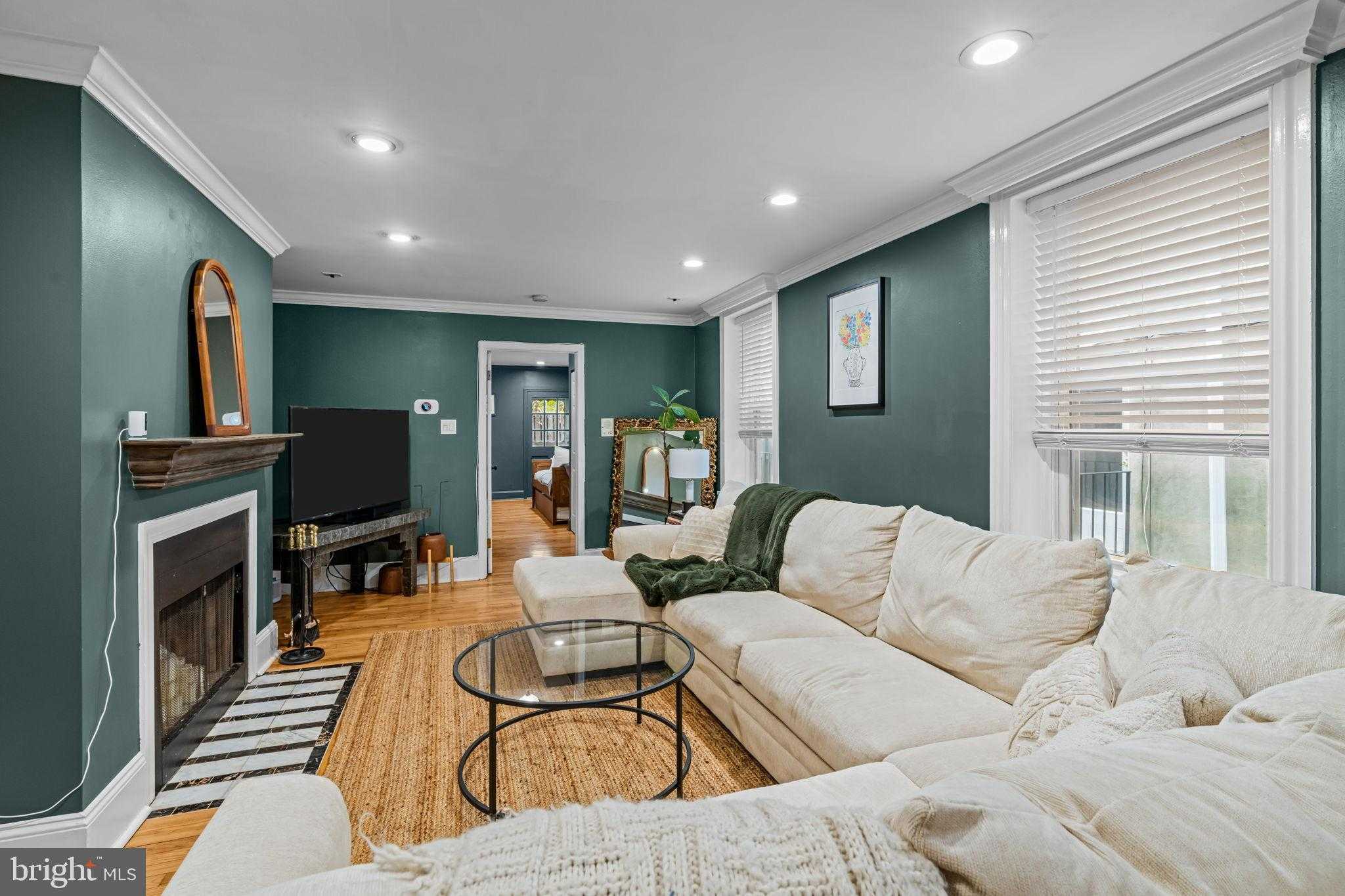 1714 Wallace St Apt 2 photo 4