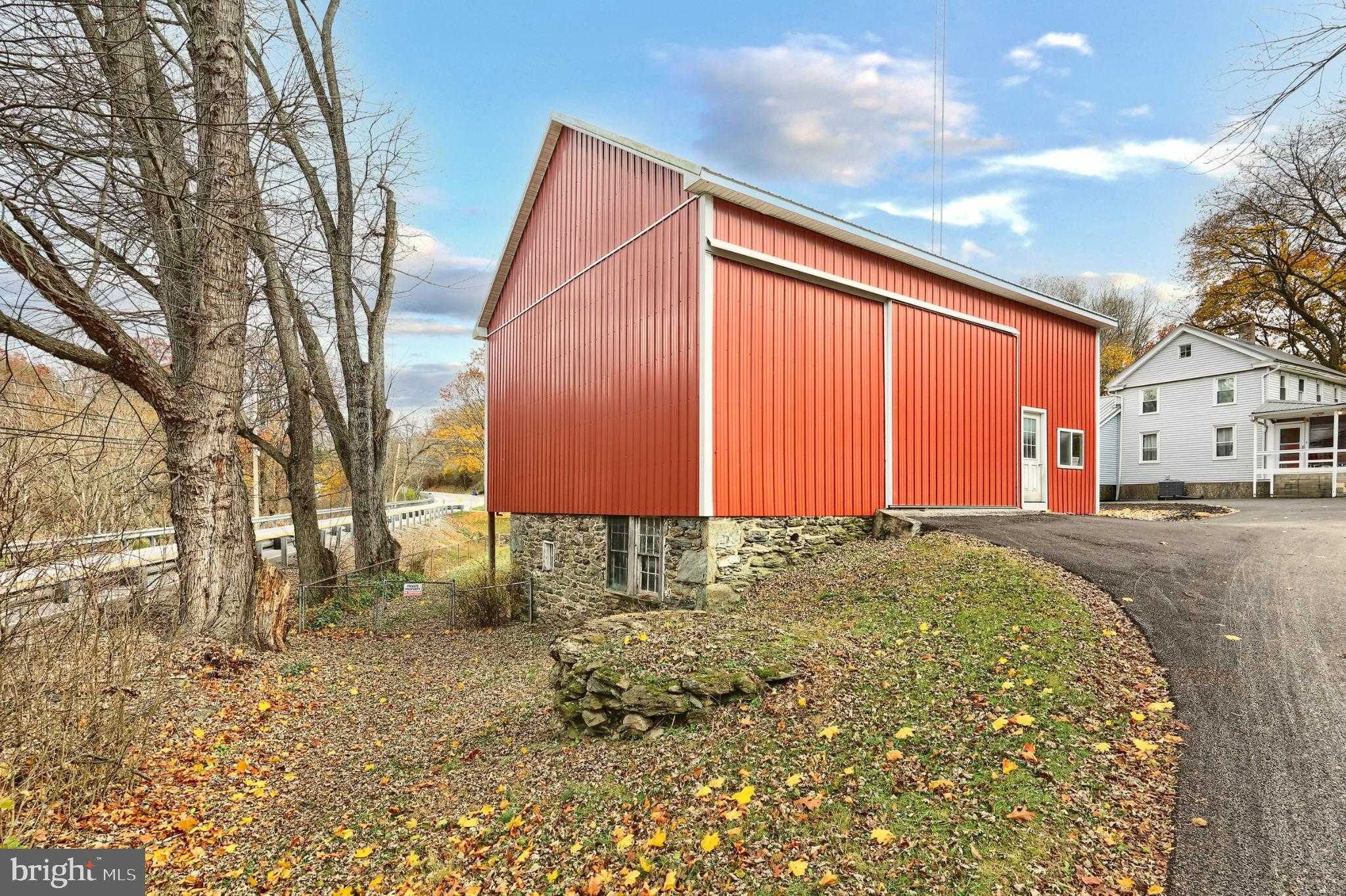 2783 Glen Rock Rd photo 7