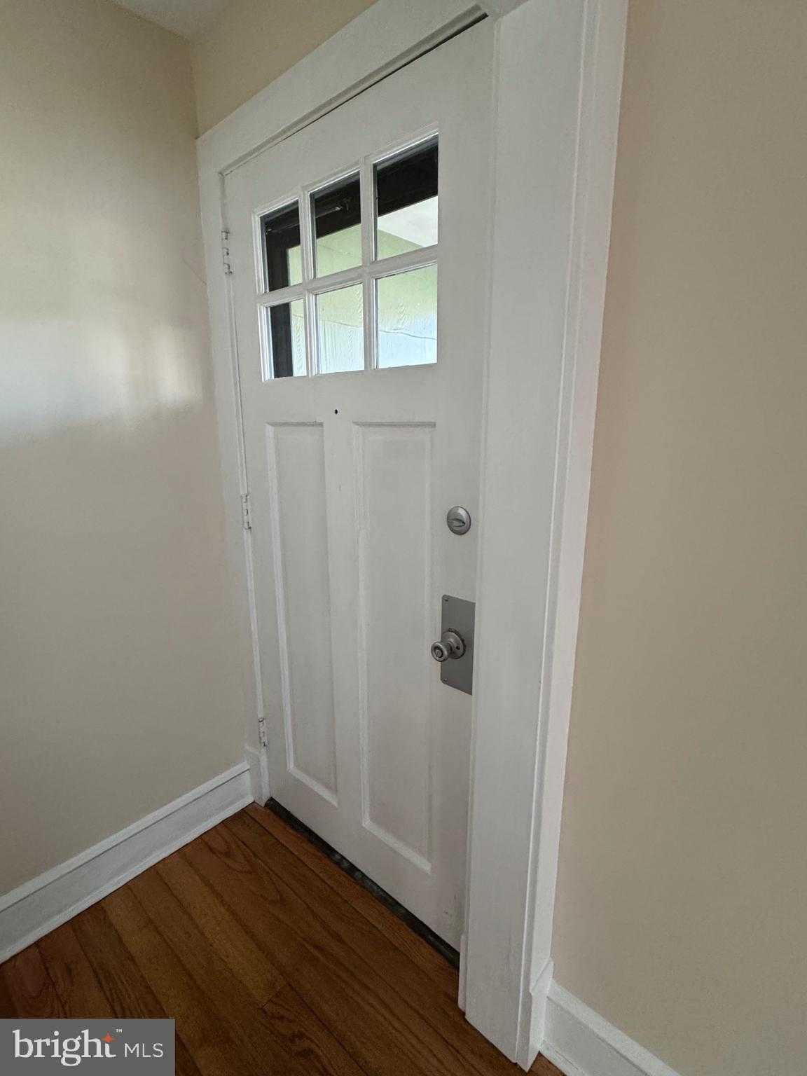 902 Cedar St photo 3