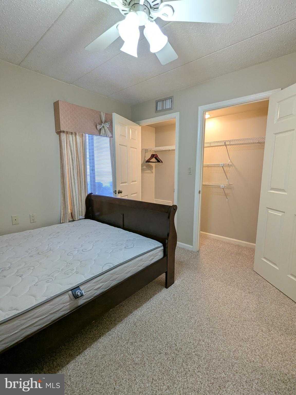 227 Canal Park Dr Apt 205 photo 18