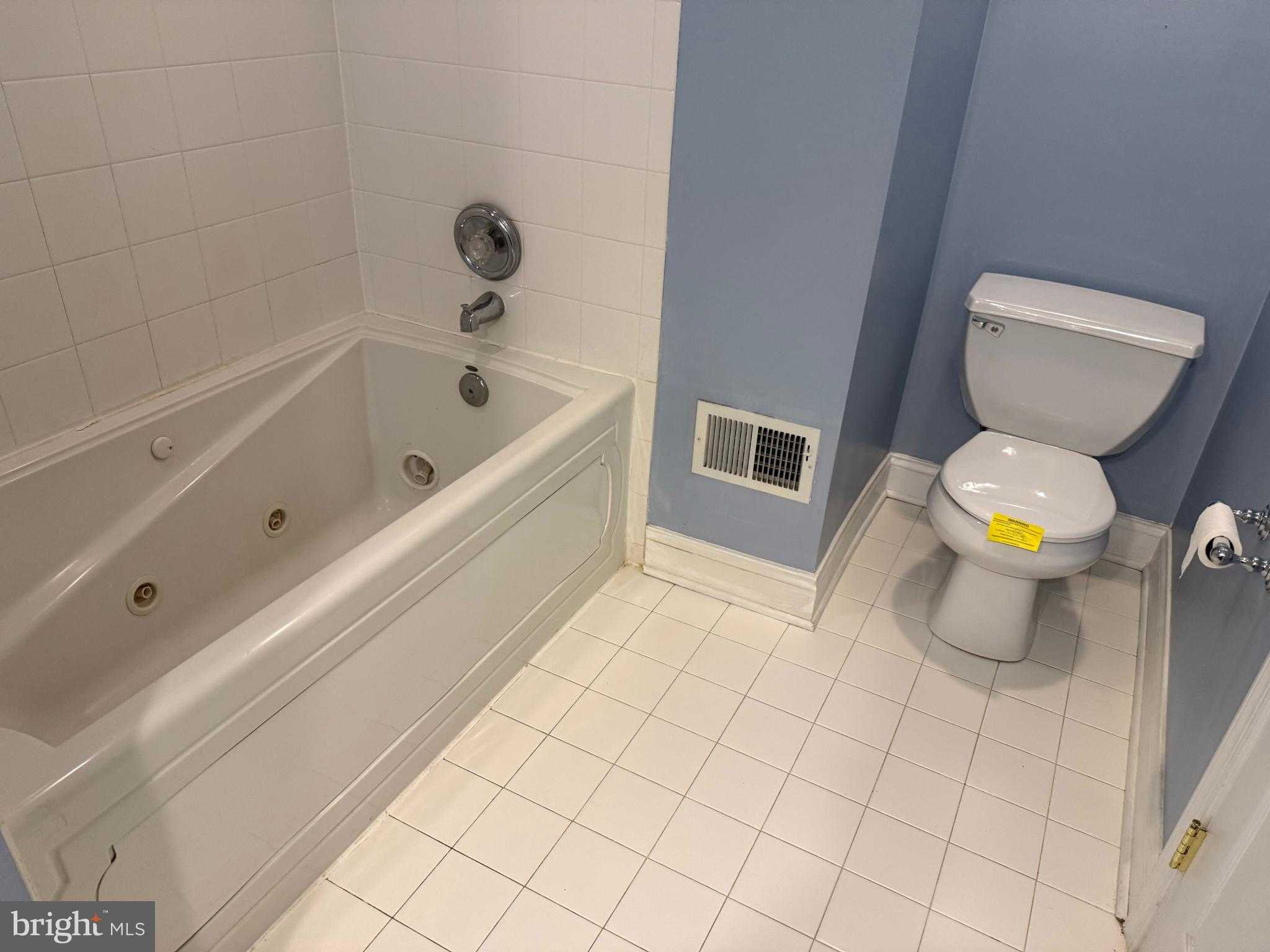 304 S Collington Ave photo 20