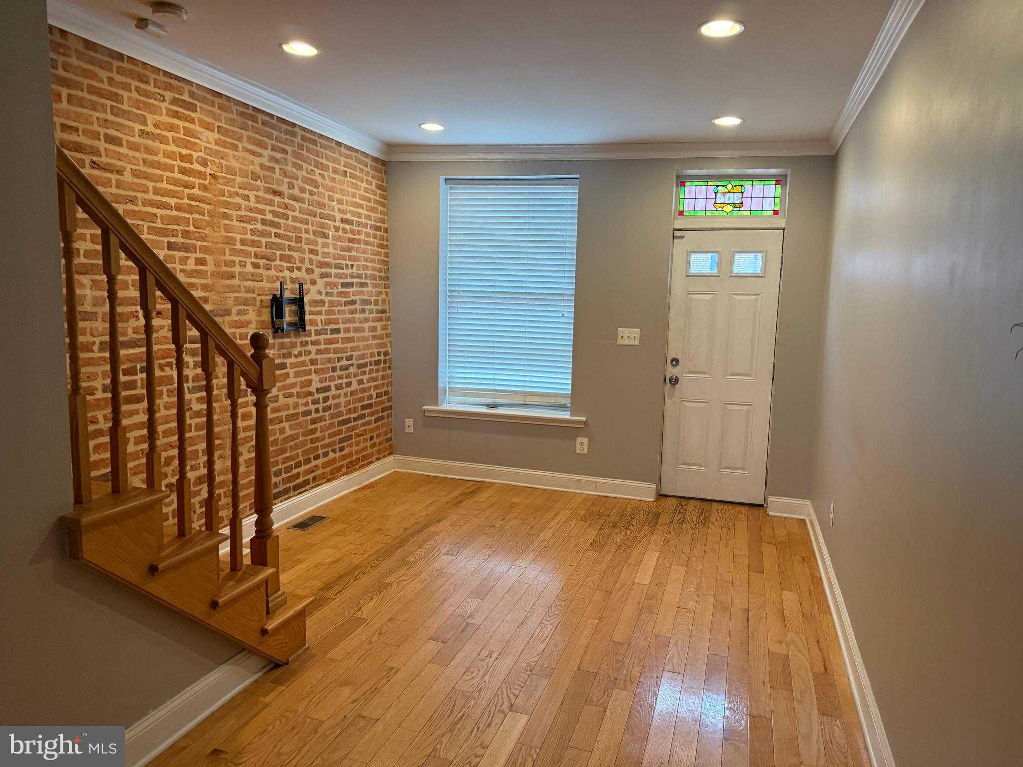 304 S Collington Ave photo 4