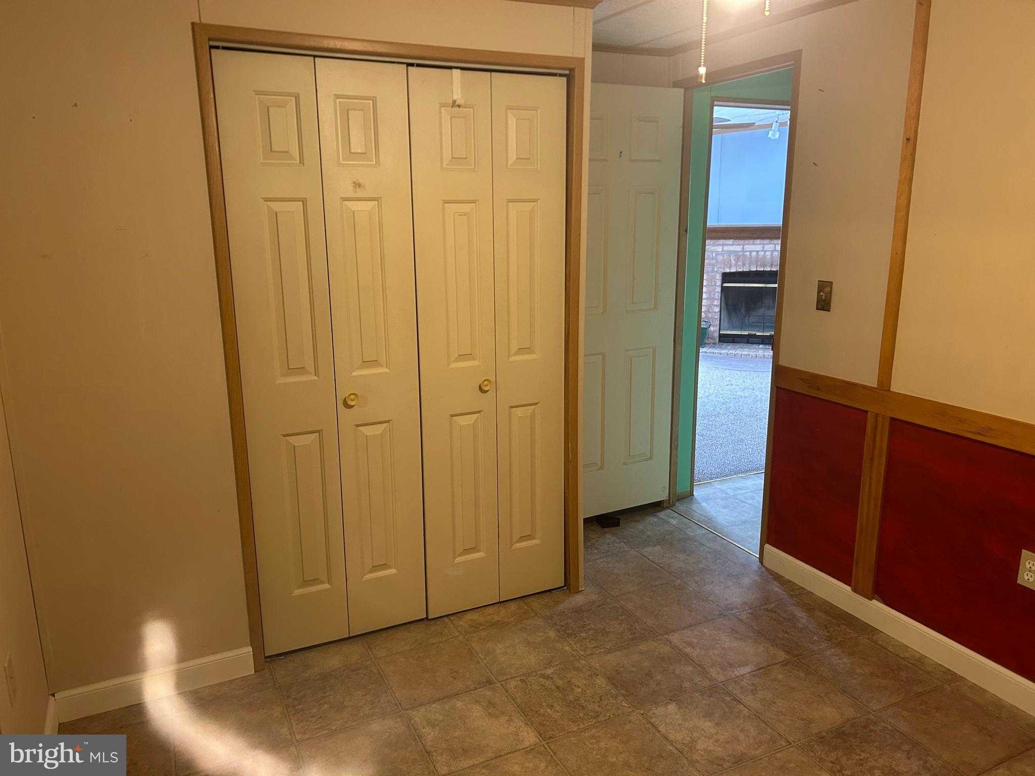 751 Willow Ln photo 37