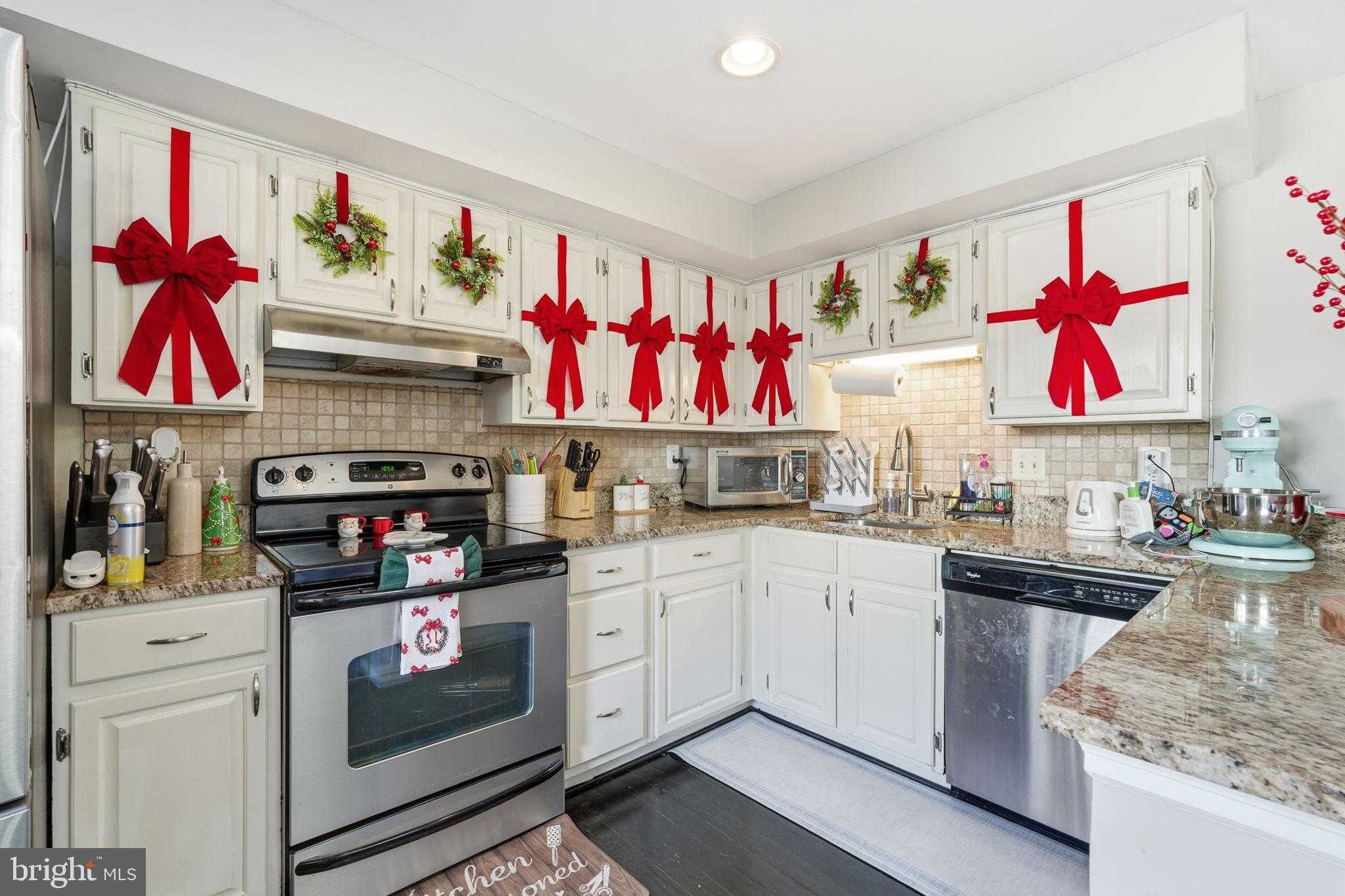 6311 Betsy Ross CT photo 5