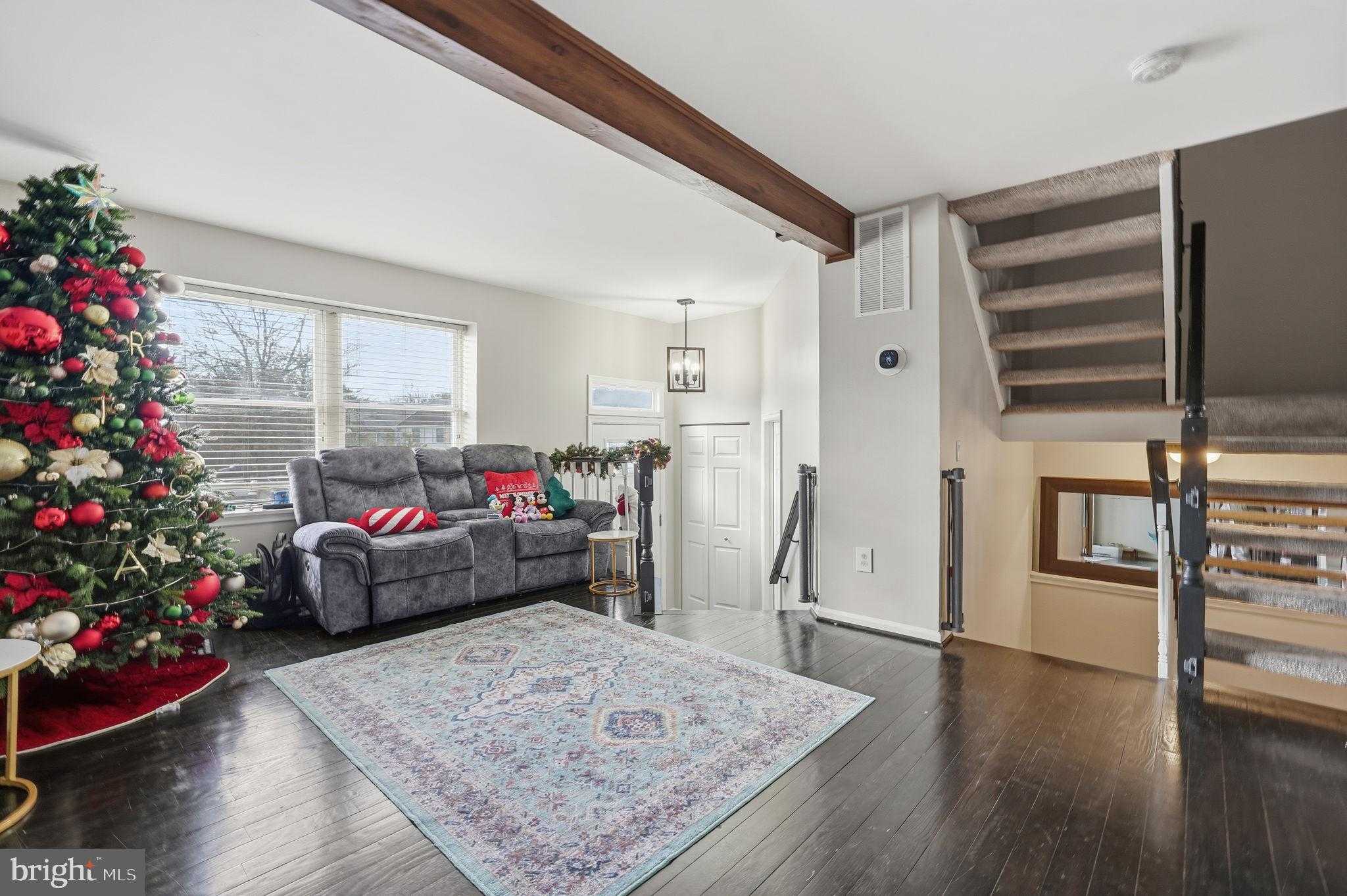 6311 Betsy Ross CT photo 8