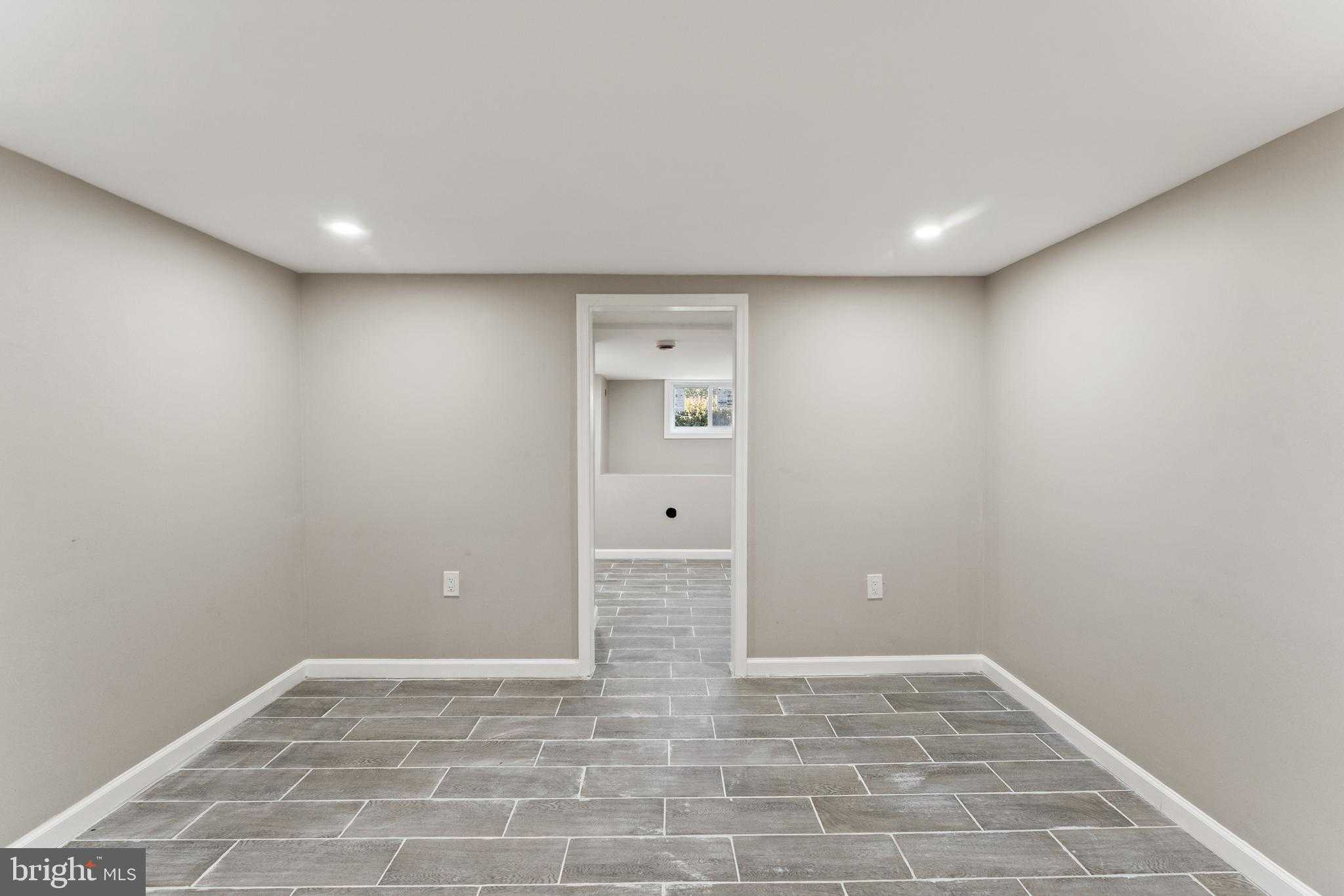 602 Denison St photo 10