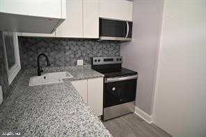 2544 Druid Hill Ave photo 3