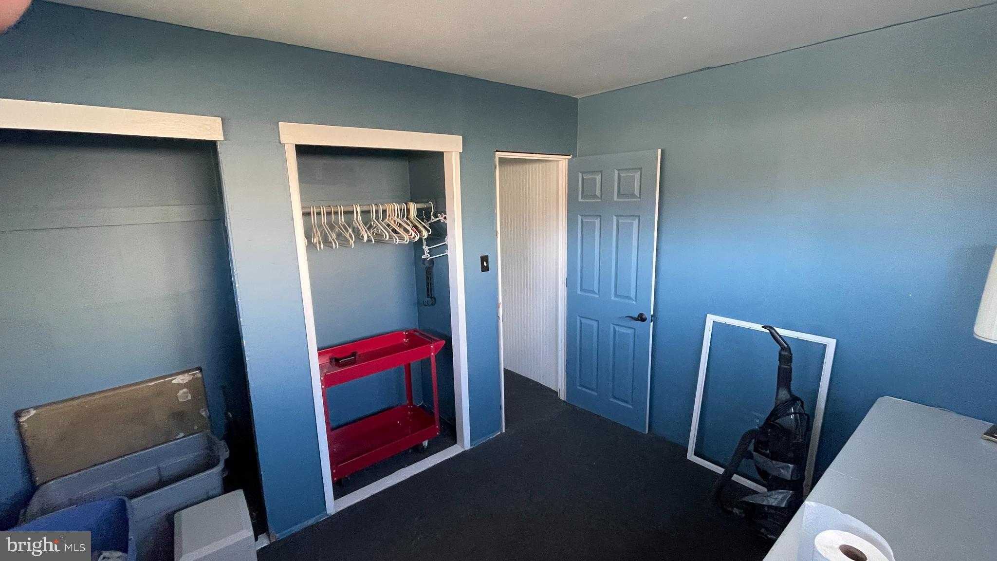 2519 Woodlawn Dr photo 12