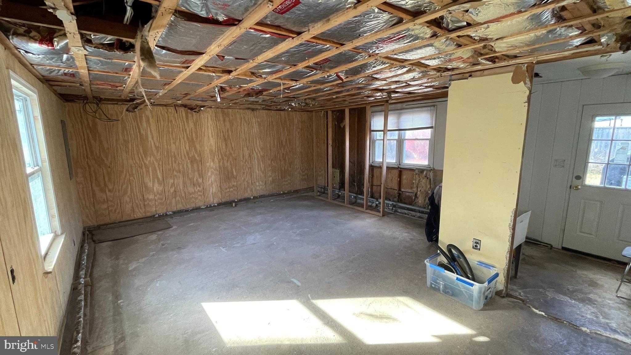 2519 Woodlawn Dr photo 19