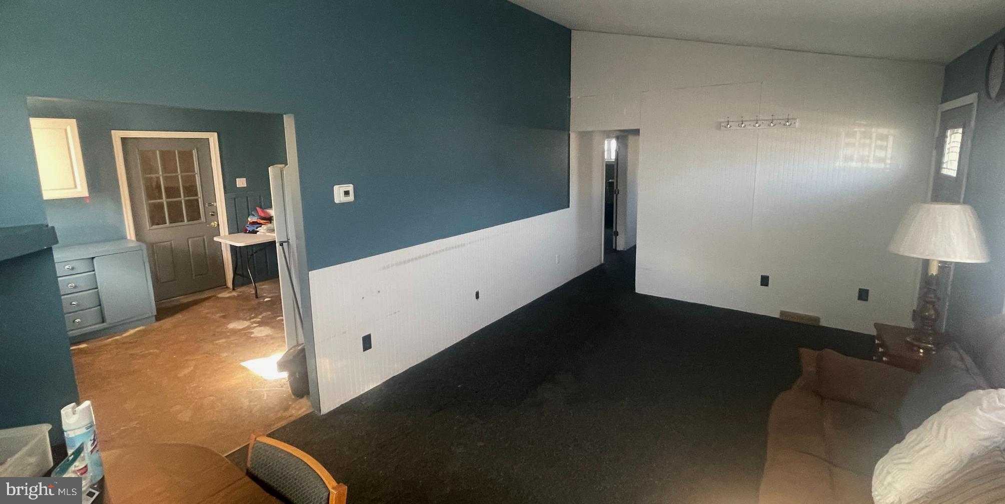 2519 Woodlawn Dr photo 5