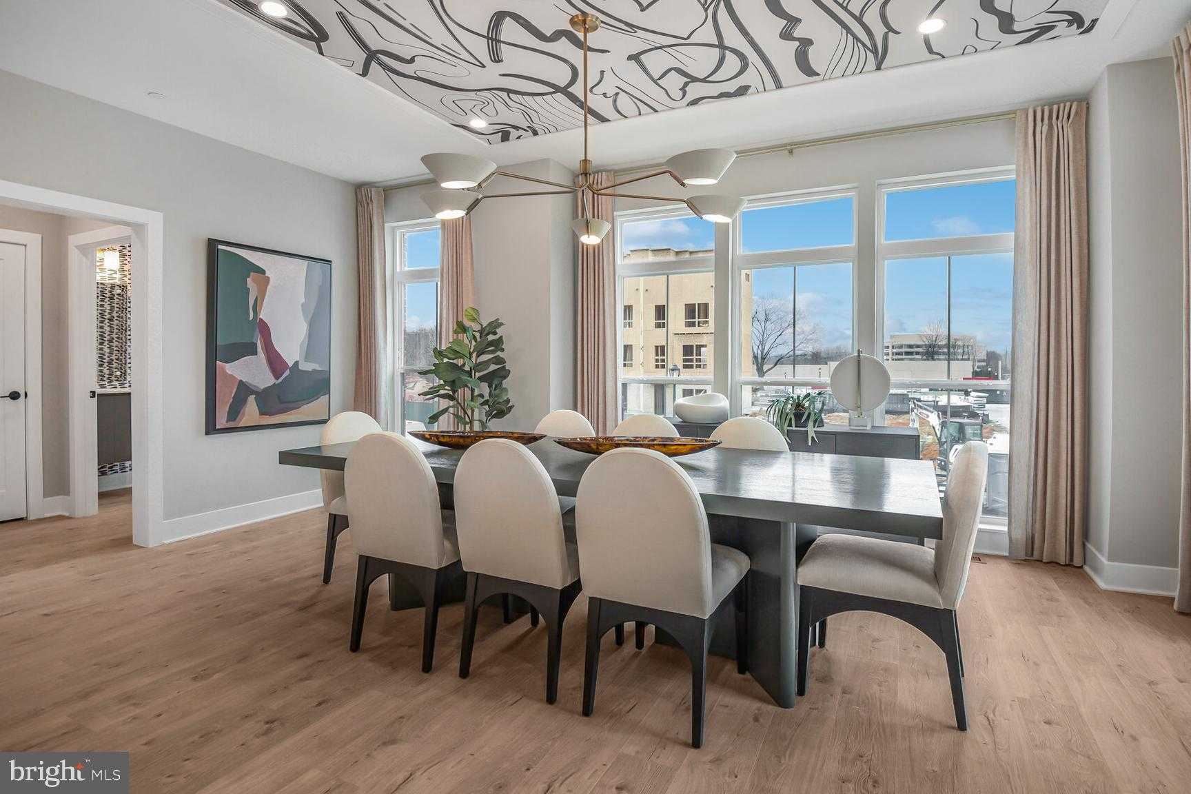 1249 Hillgate Pl photo 13