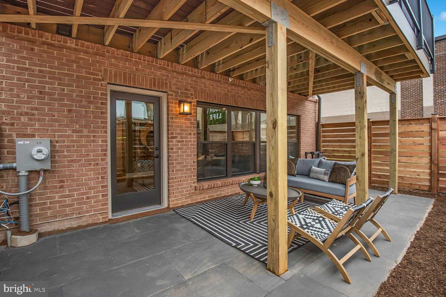 1249 Hillgate Pl photo 32