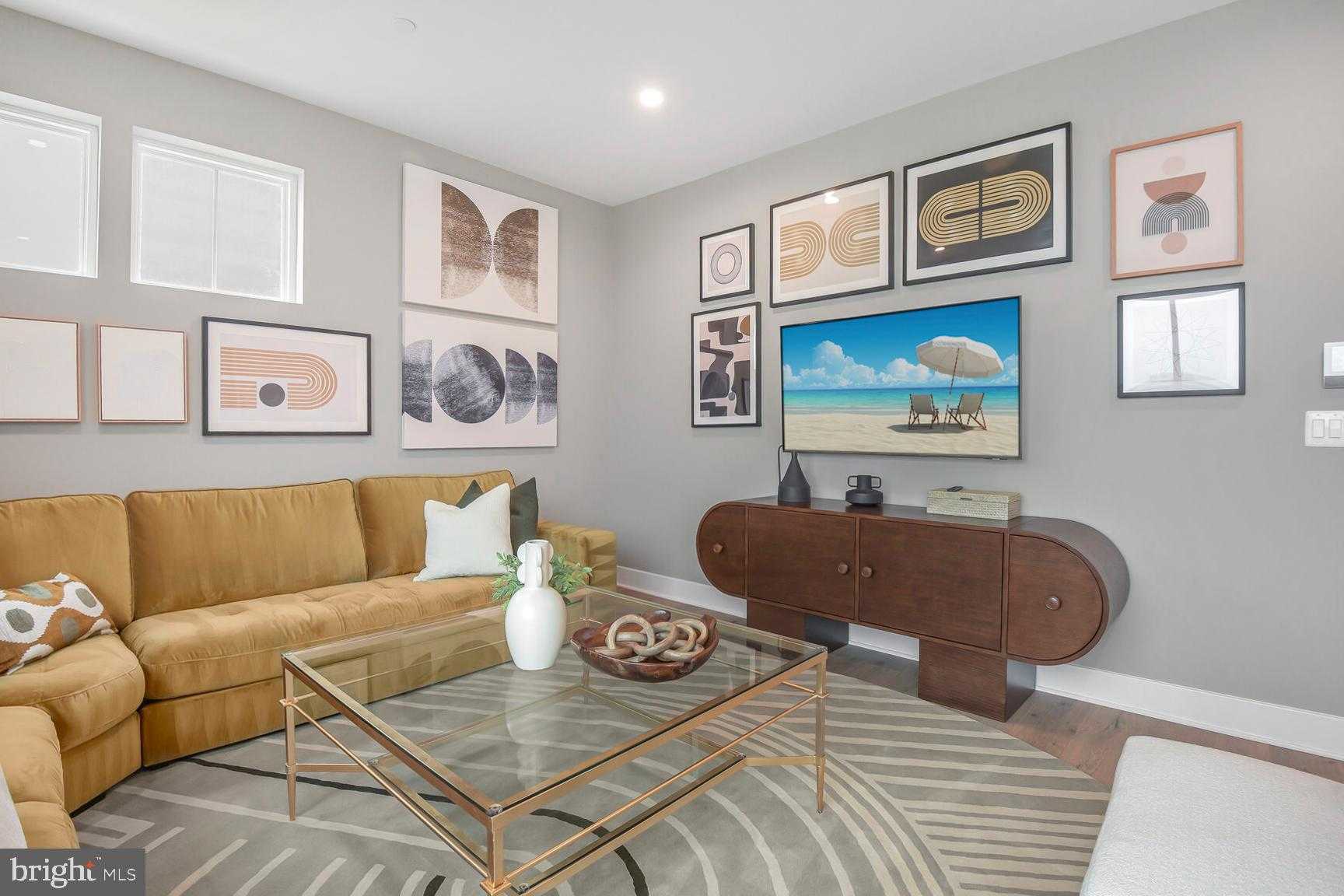 1249 Hillgate Pl photo 7