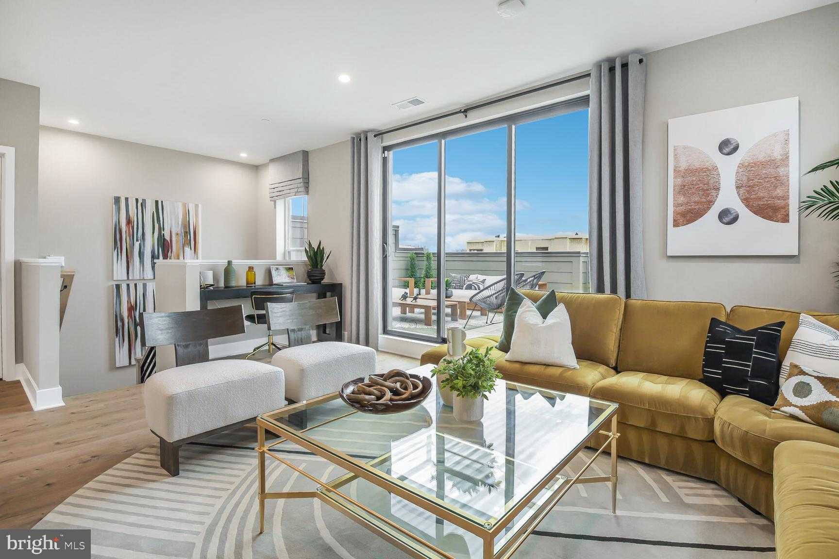 1249 Hillgate Pl photo 8