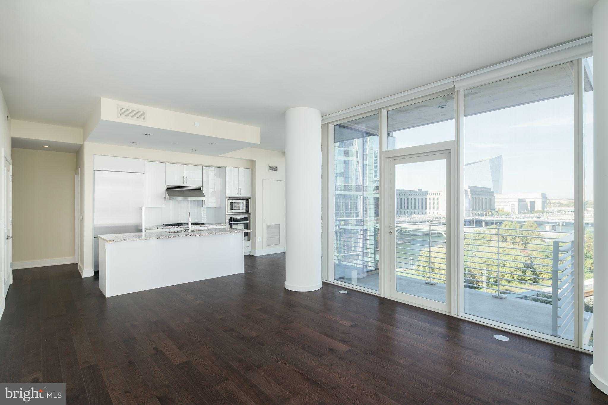 210 S 25th St Unit 703 photo 2