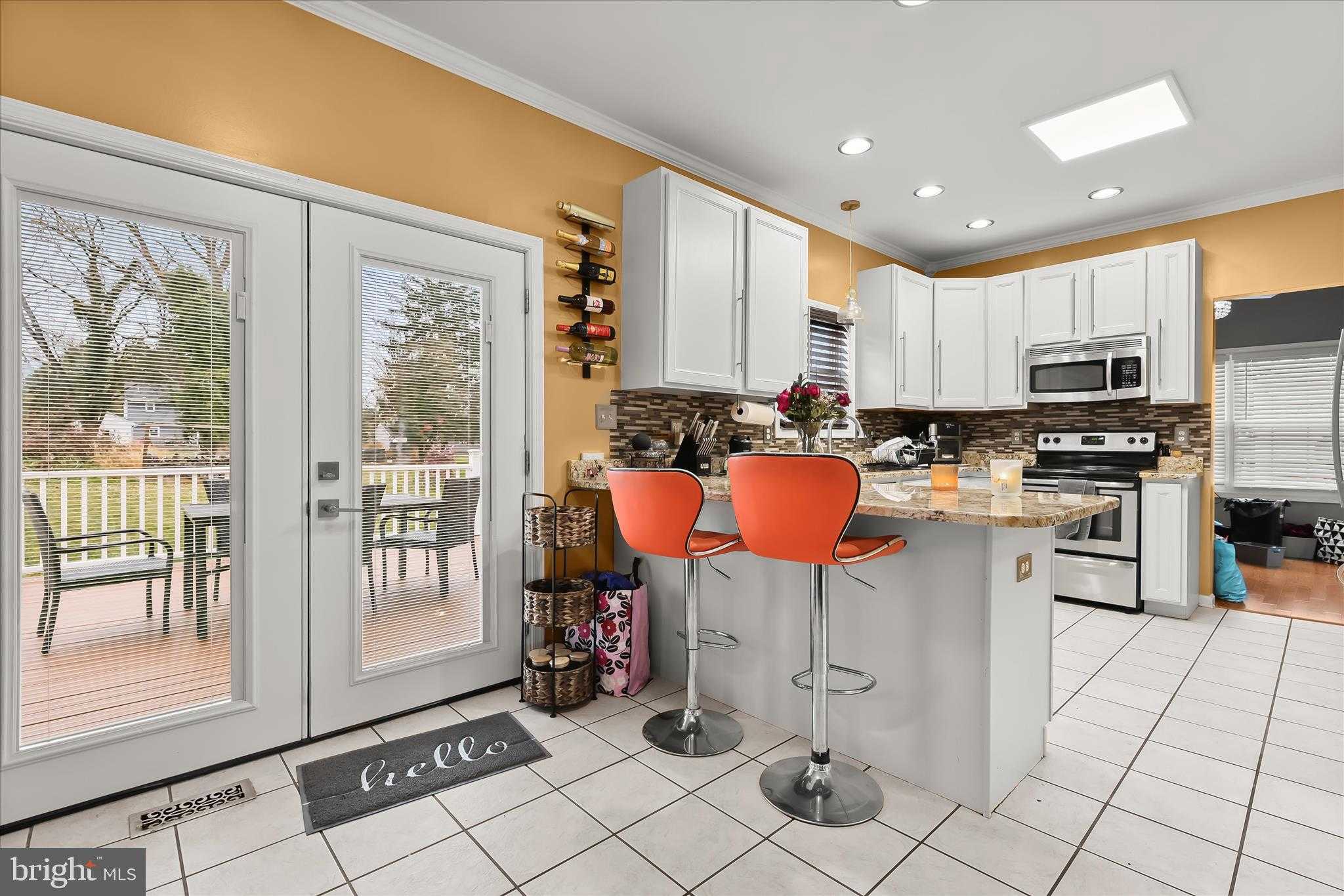 9208 Liberty Rd photo 12