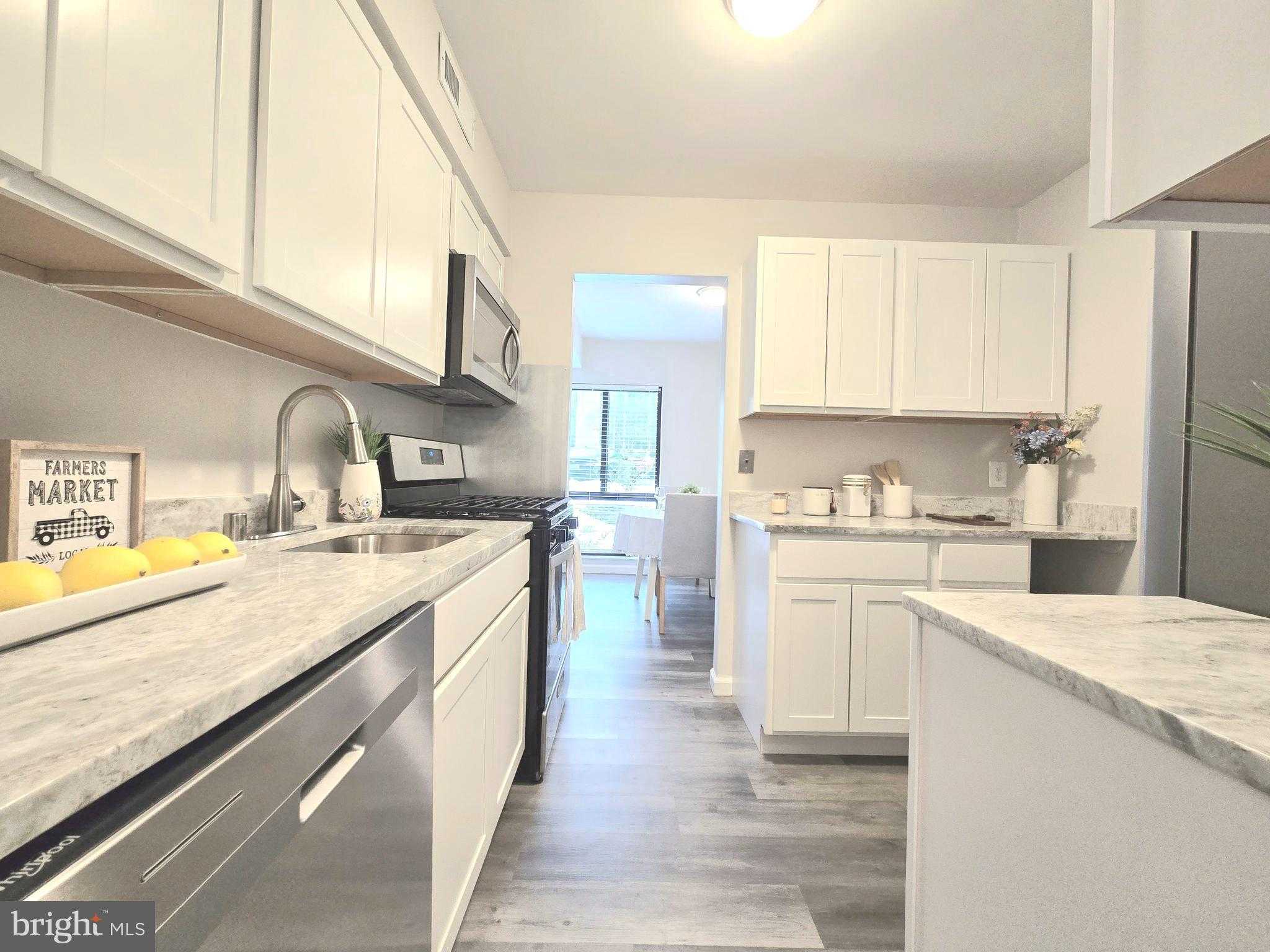 6089 Majors Ln Apt 4 photo 10