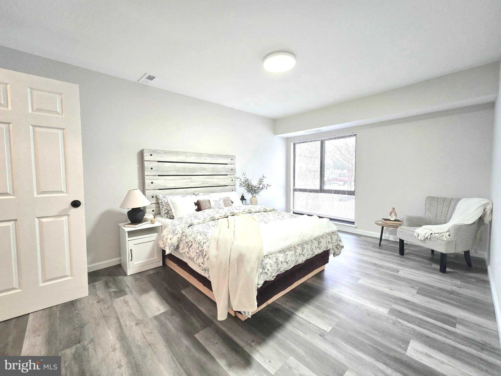 6089 Majors Ln Apt 4 photo 21