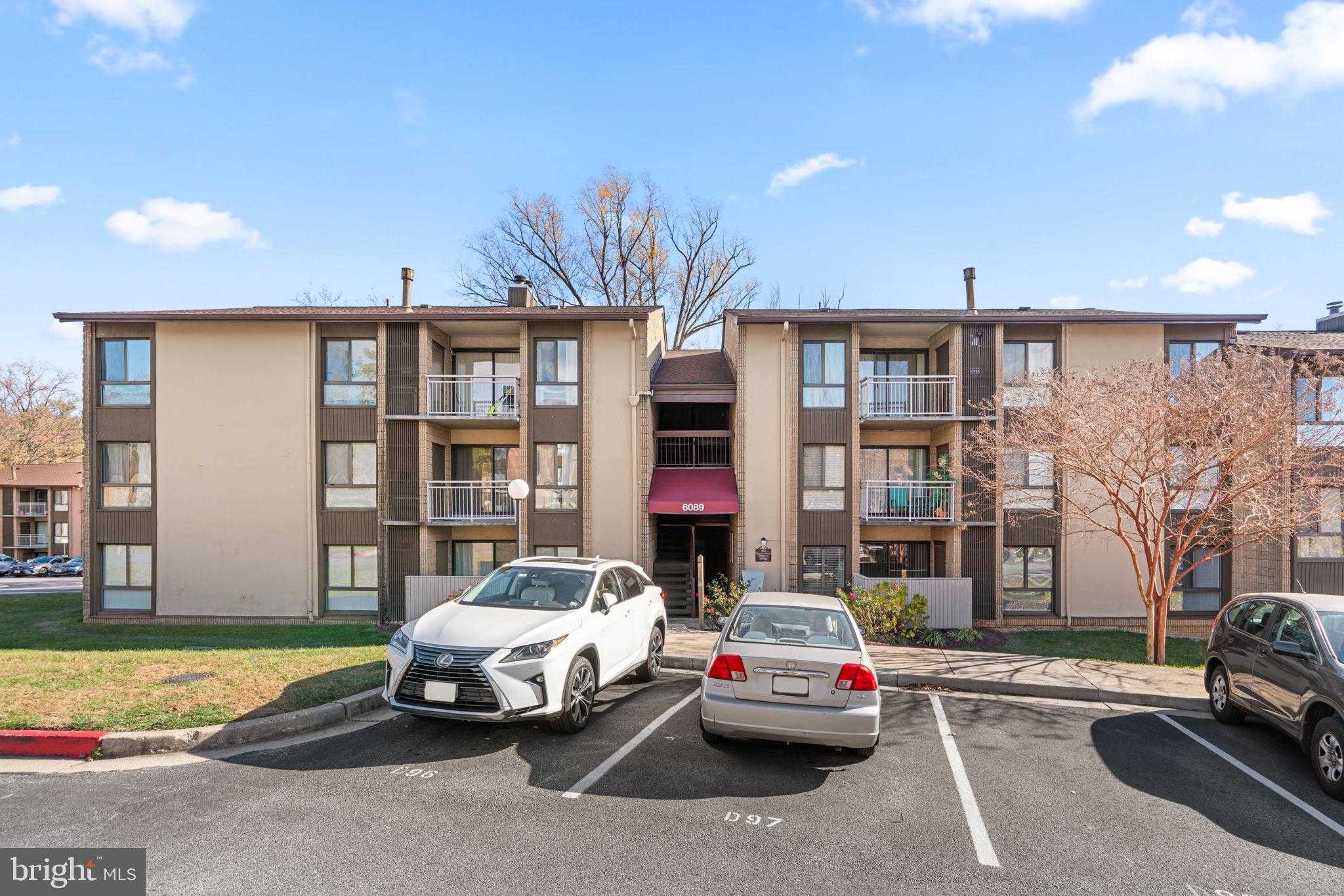 6089 Majors Ln Apt 4 photo 3