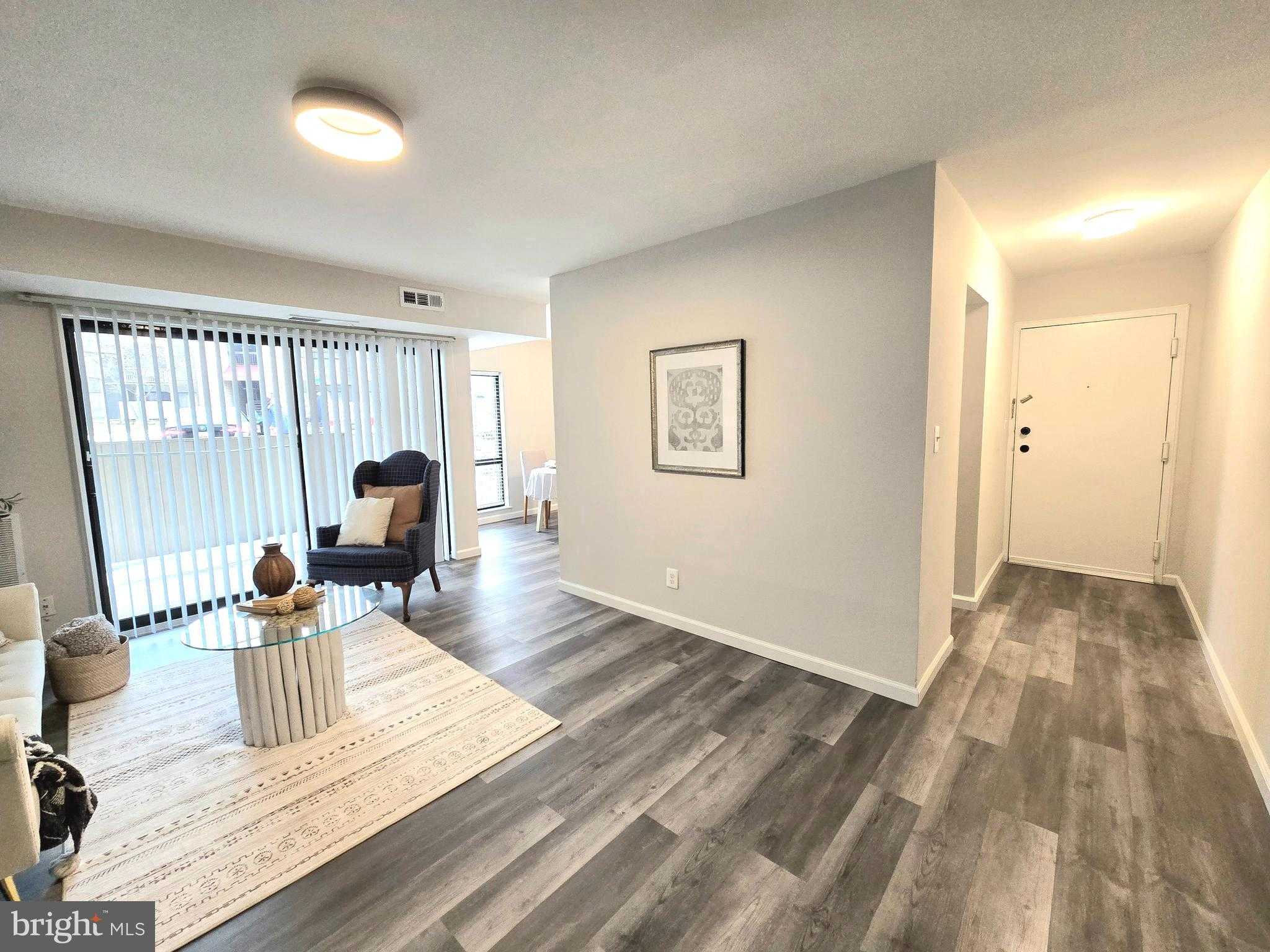 6089 Majors Ln Apt 4 photo 6