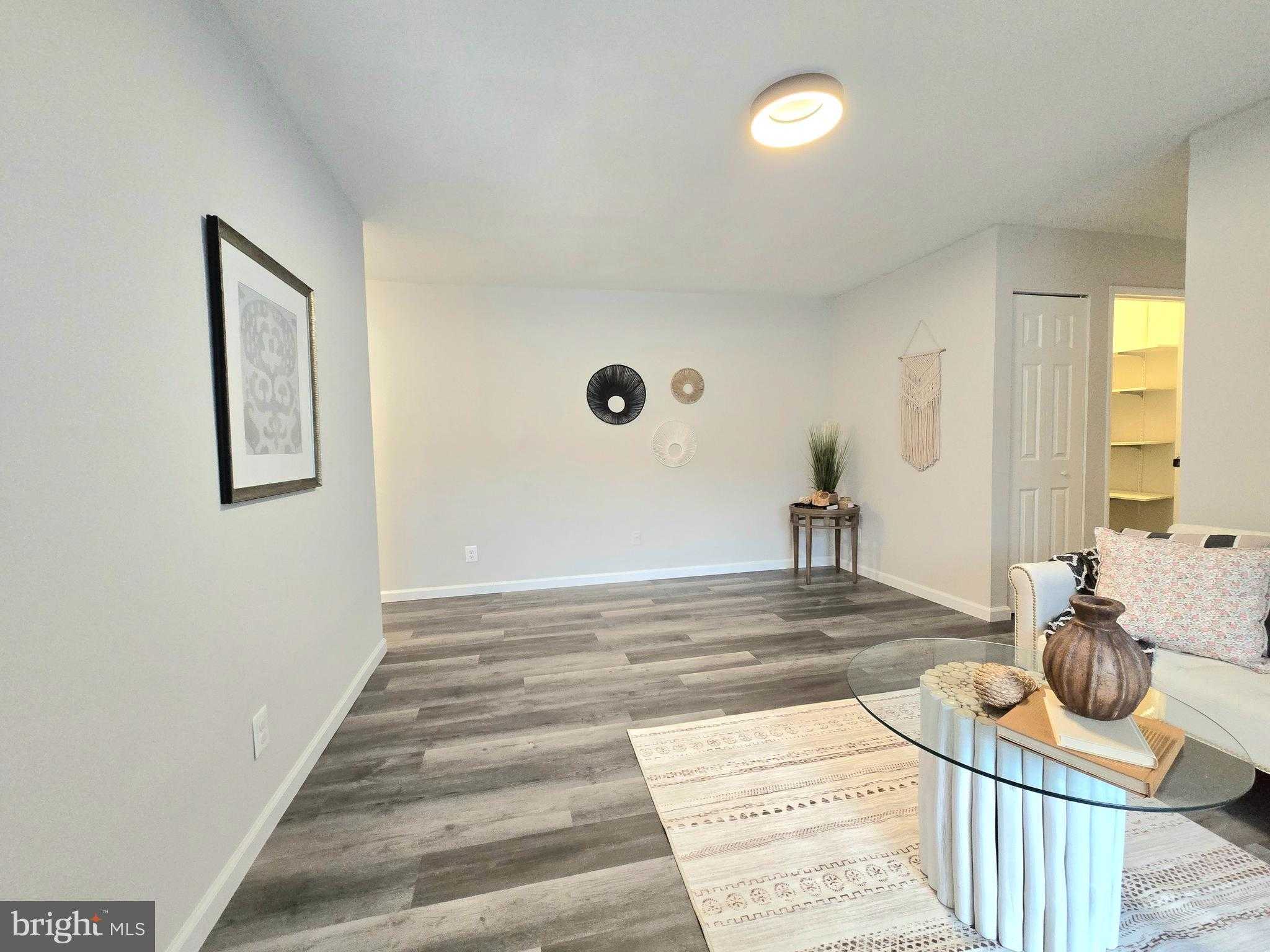 6089 Majors Ln Apt 4 photo 9