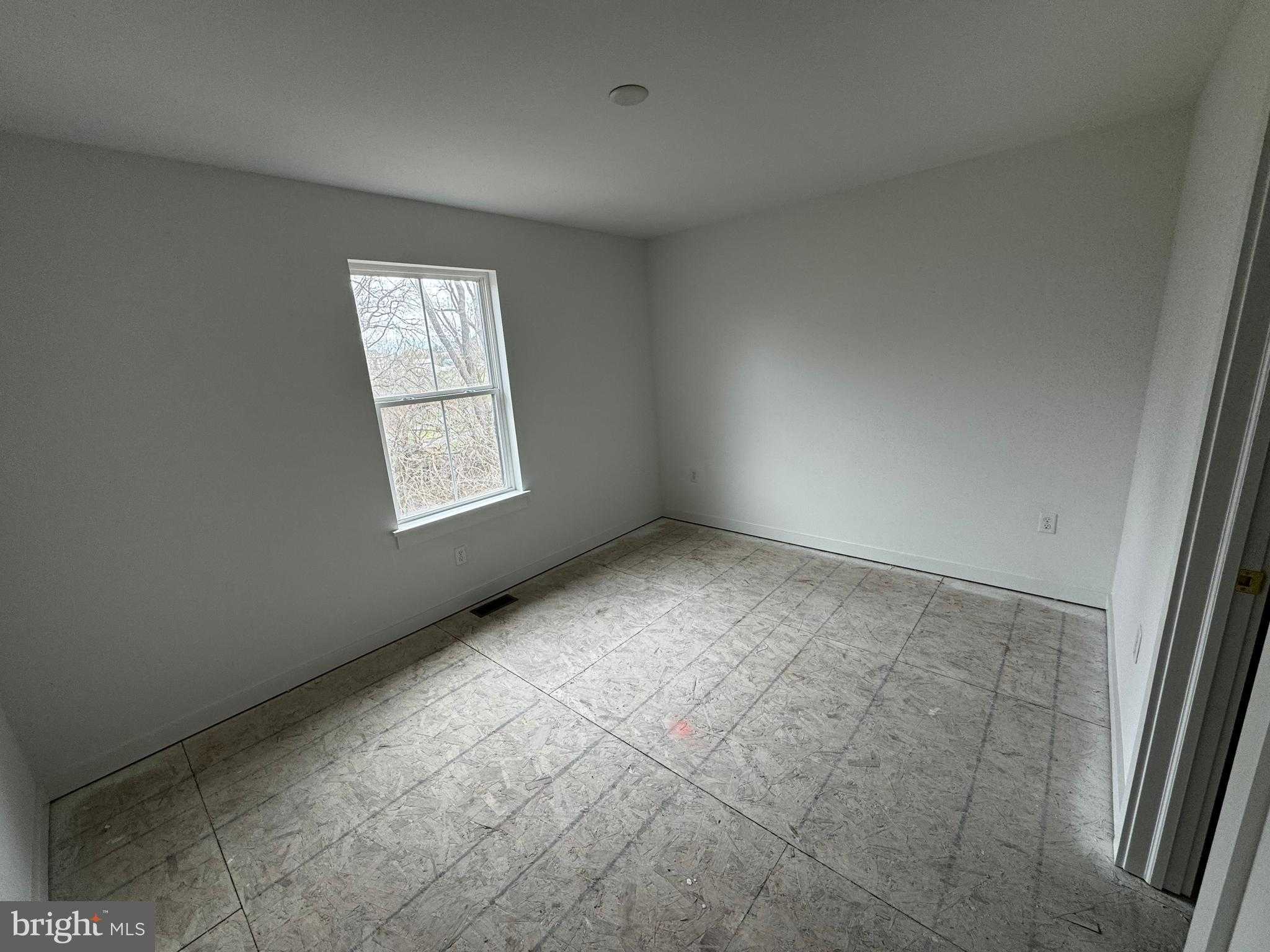 185 Trailside Ct photo 11