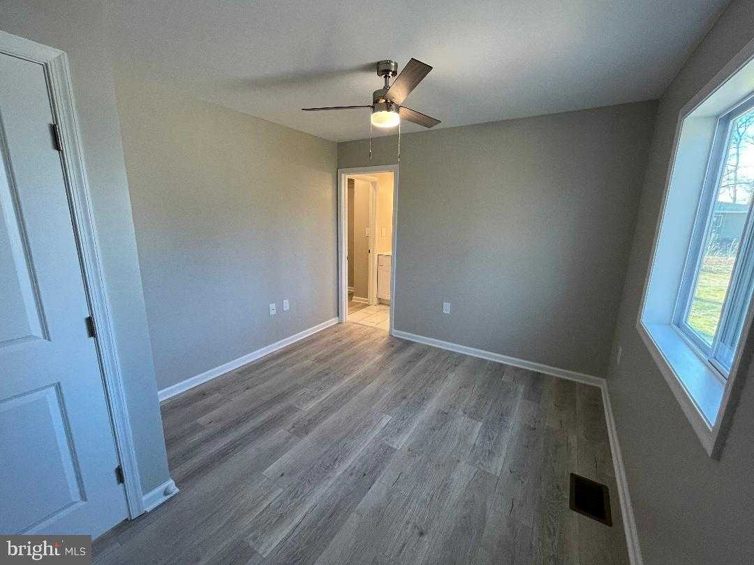 10971 Bottom Rd photo 9