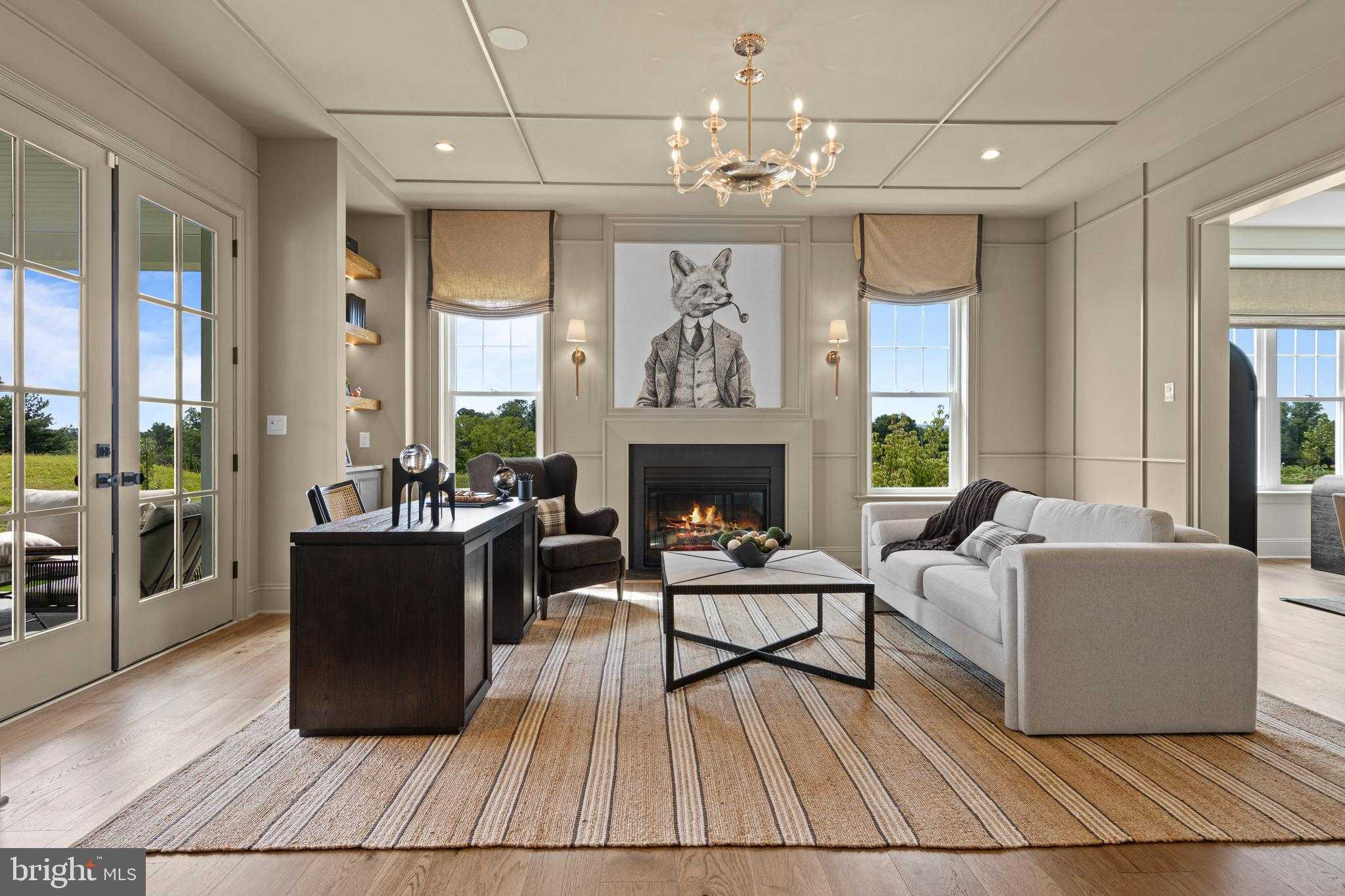 104 Lexington Mnr photo 2