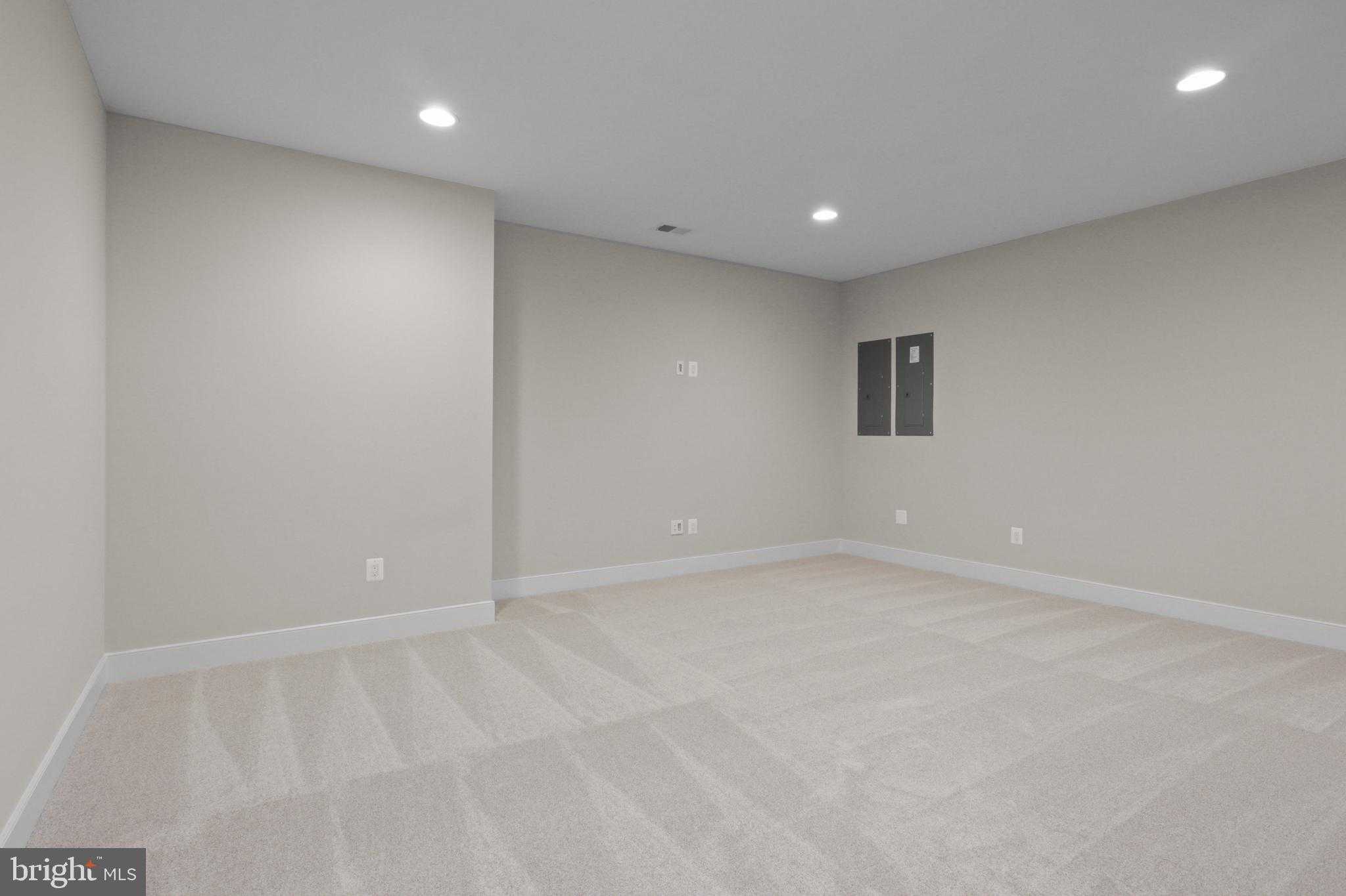 2314 Stryker Ave photo 73