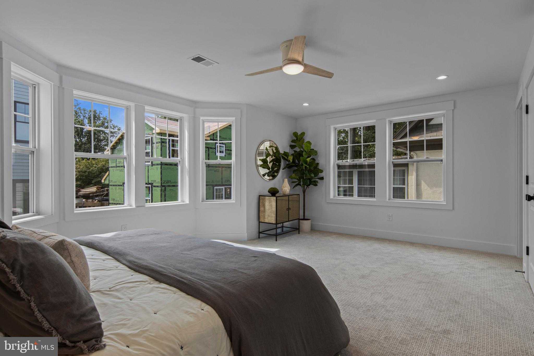 146 Merion Ave photo 32