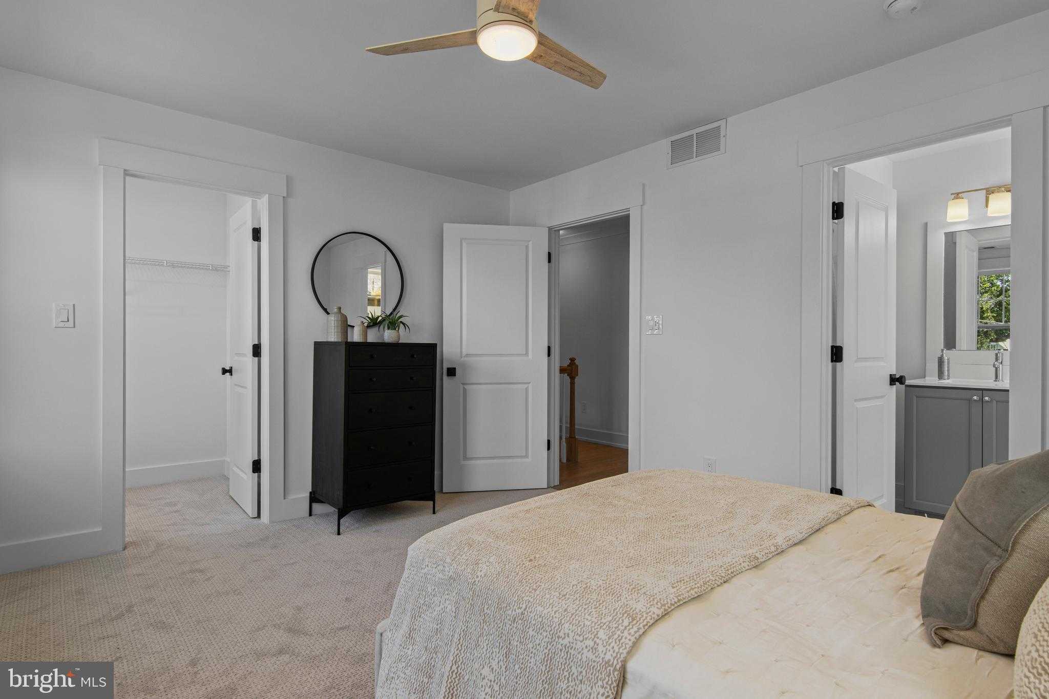 146 Merion Ave photo 40