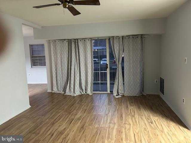 1923 Wilson Ln Apt 201 photo 5