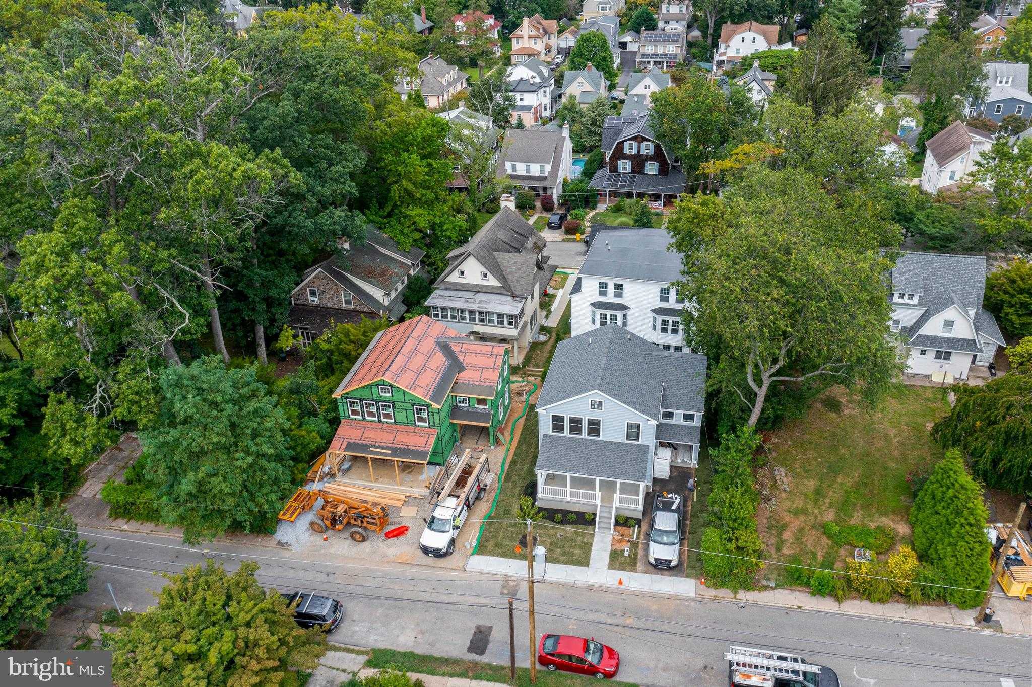 129 Rockland Ave photo 2