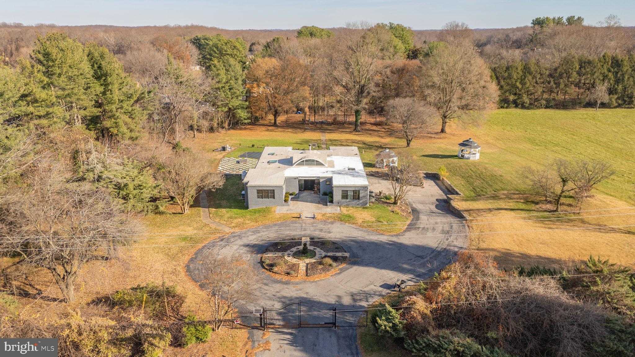 2919 Davidsonville Rd photo 2